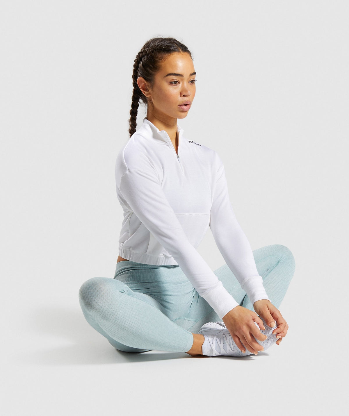 gymshark-pippa-training-pullover-white