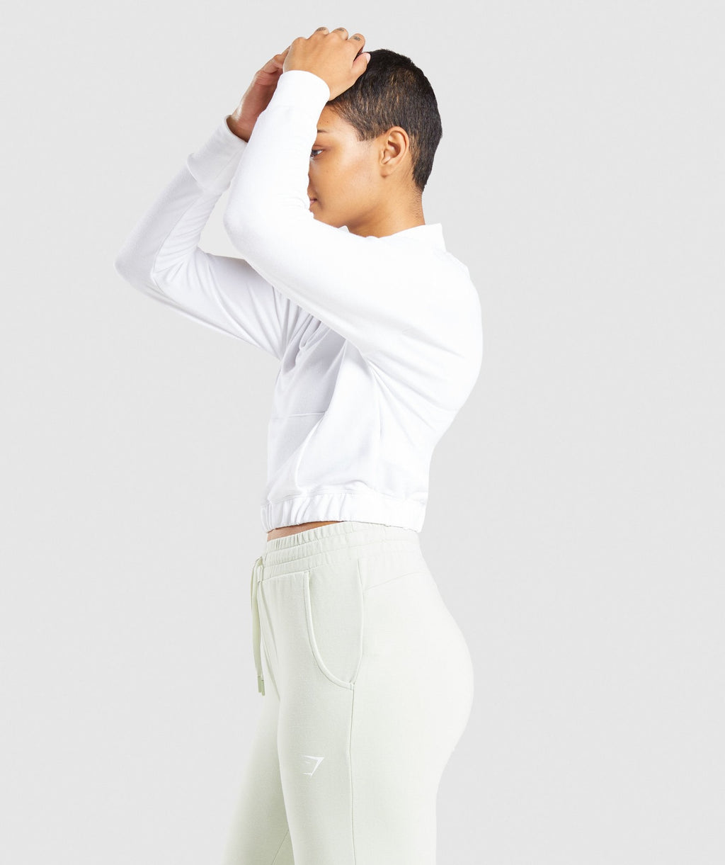 gymshark-pippa-training-pullover-white-black-logo