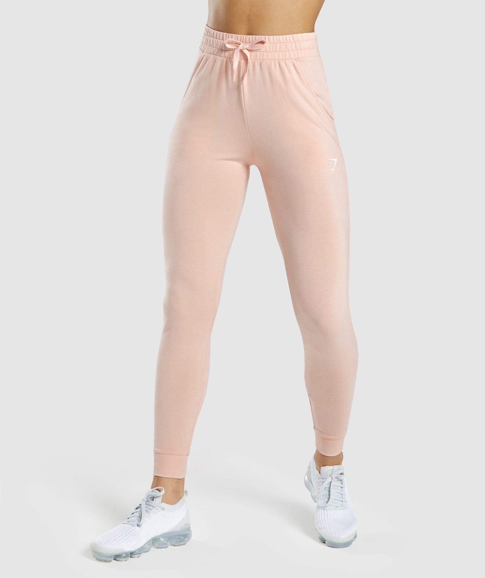 gymshark-pippa-training-joggers-light-pink