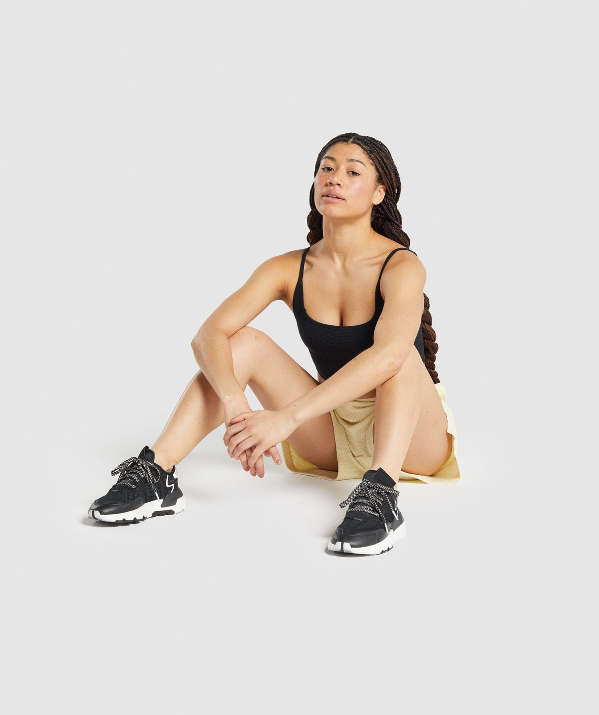 gymshark-pause-bralette-black-aw21