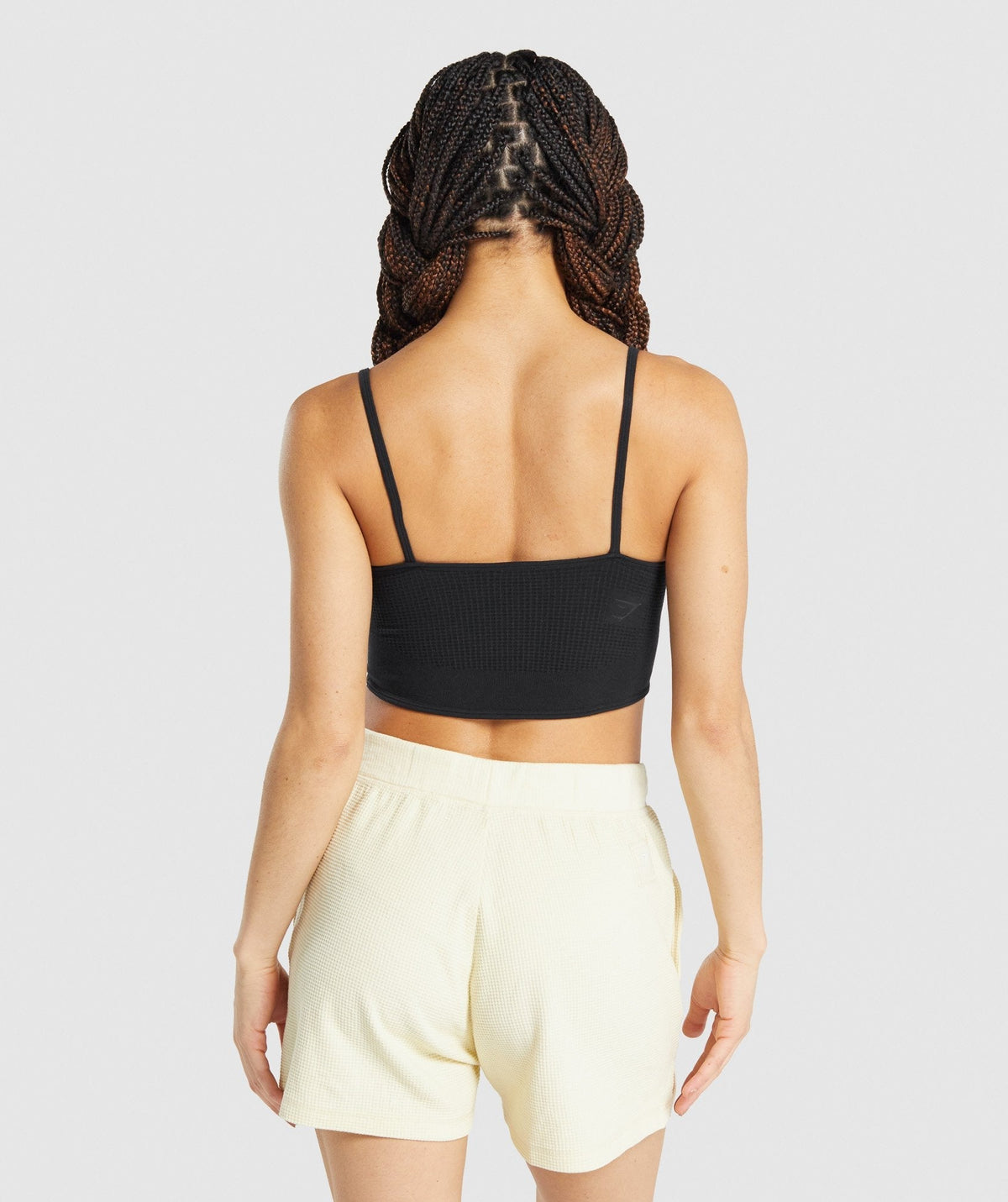gymshark-pause-bralette-black-aw21