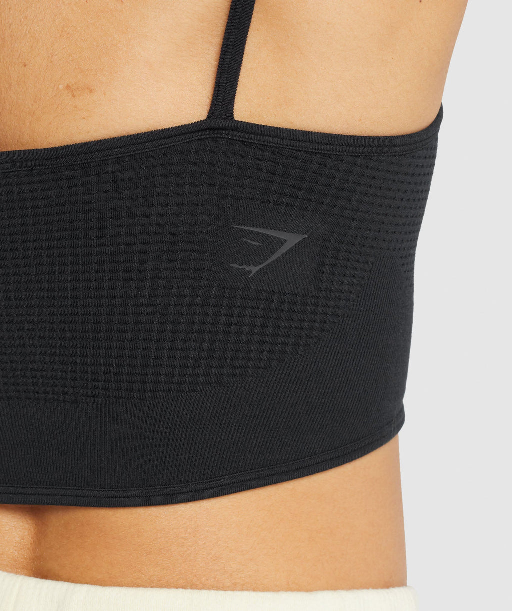 gymshark-pause-bralette-black-aw21