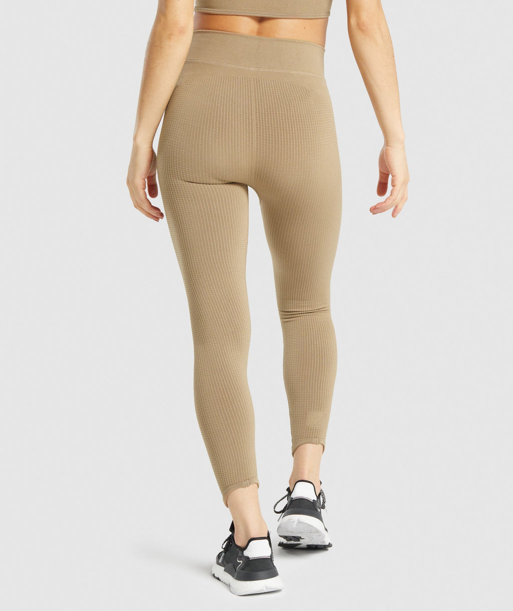 gymshark-pause-seamless-leggings-brown-aw21
