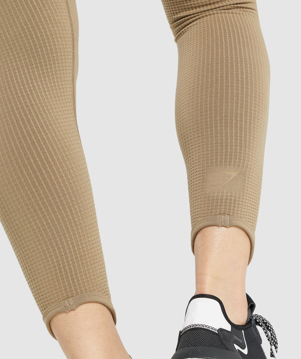 gymshark-pause-seamless-leggings-brown-aw21