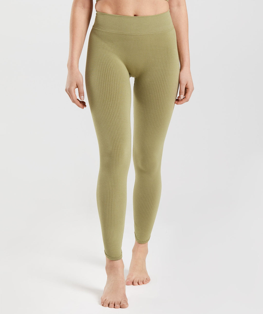 gymshark-pause-seamless-leggings-griffin-green-ss22