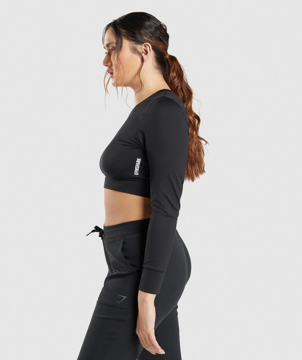 gymshark-pause-open-back-long-sleeve-crop-top-black-ss22