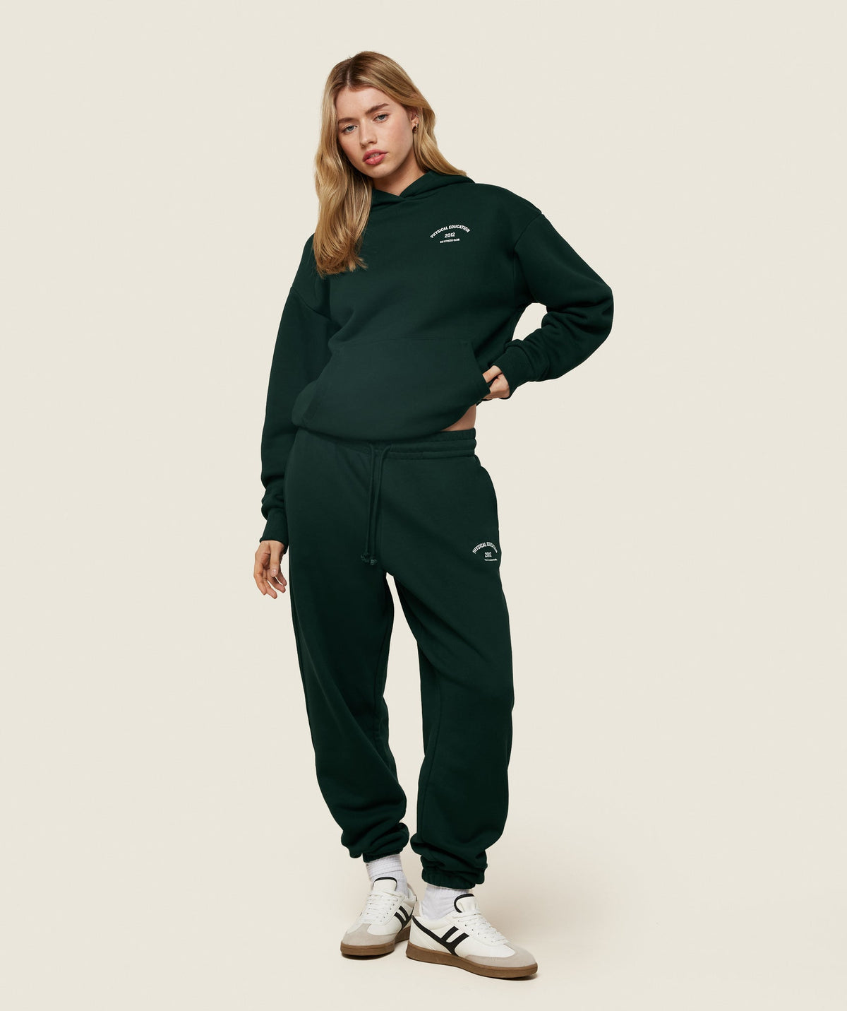gymshark-phys-ed-graphic-sweatpants-green-ss24
