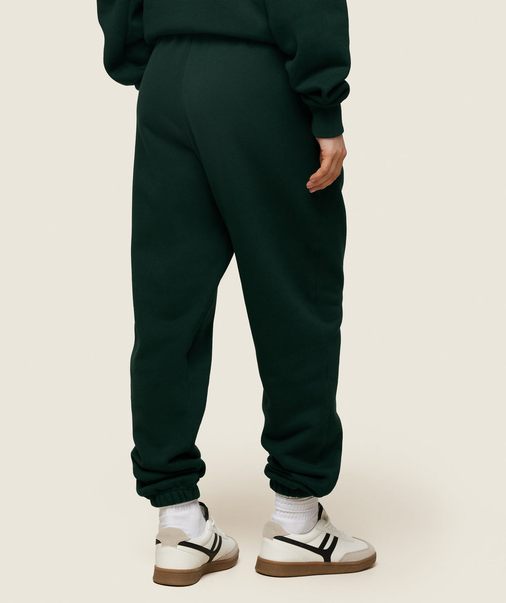 gymshark-phys-ed-graphic-sweatpants-green-ss24