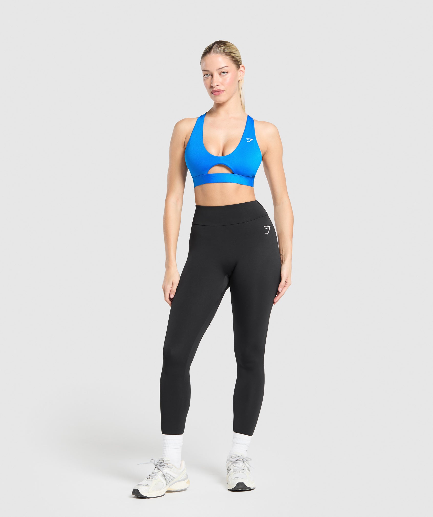 gymshark-peek-a-boo-sports-bra-barbell-blue-ss25