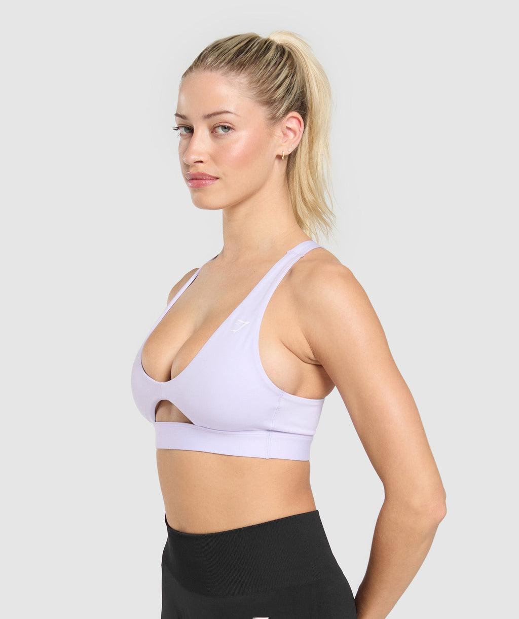gymshark-peek-a-boo-sports-bra-fresh-lilac-ss25
