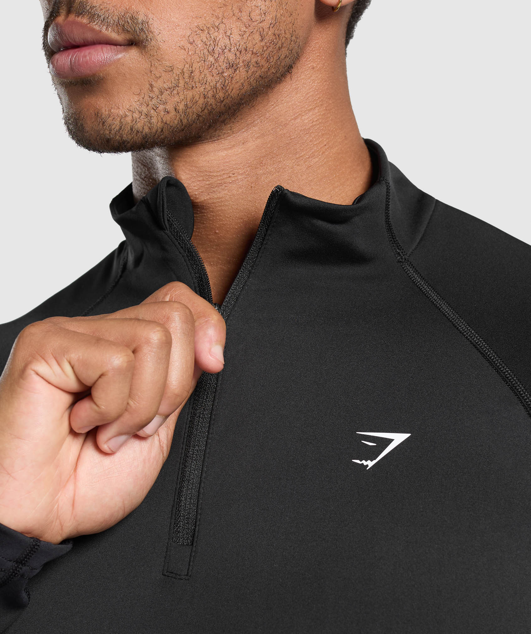 gymshark-performance-1-4-zip-black-aw24