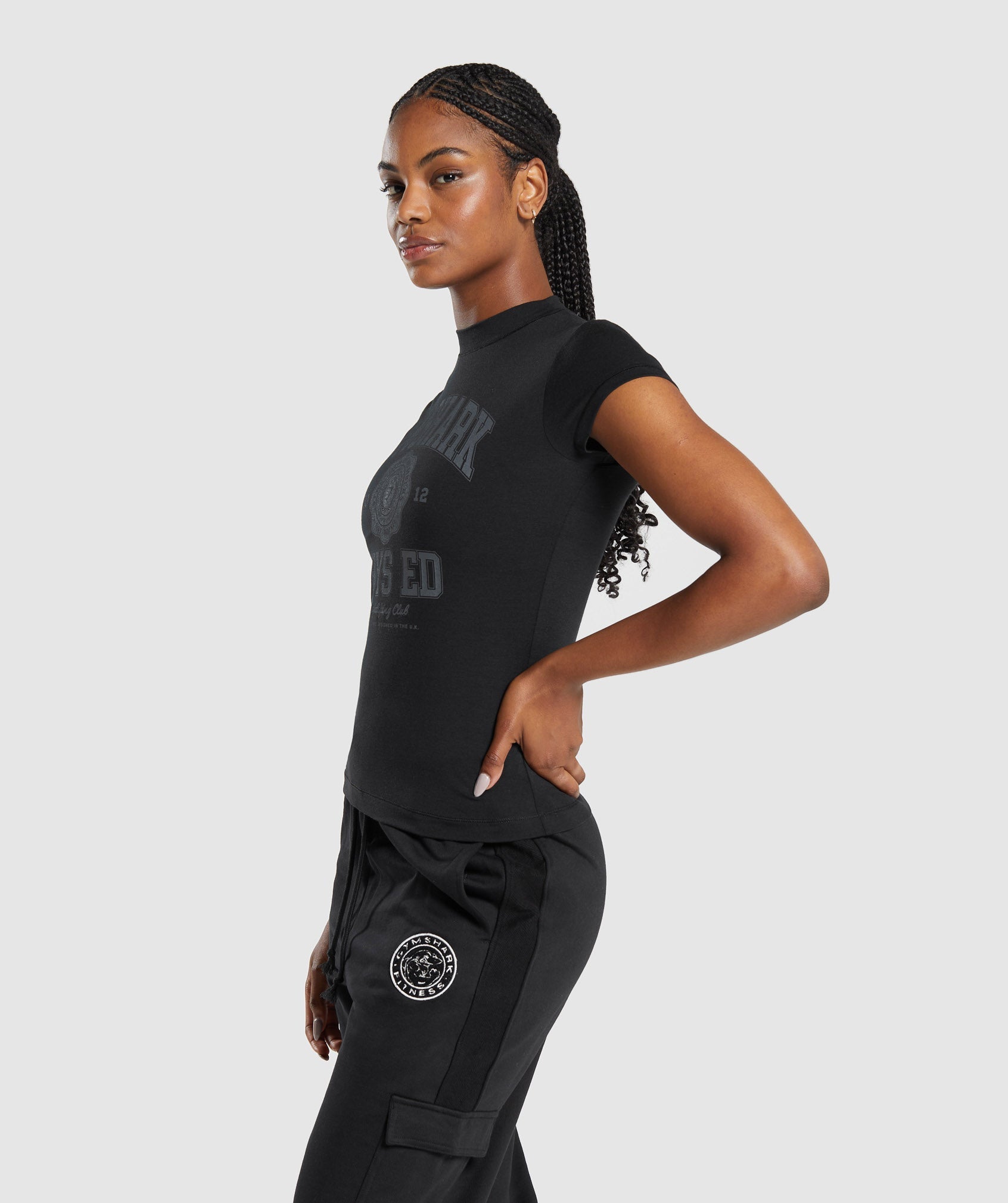 gymshark-phys-ed-graphic-body-fit-t-shirt-black-aw23
