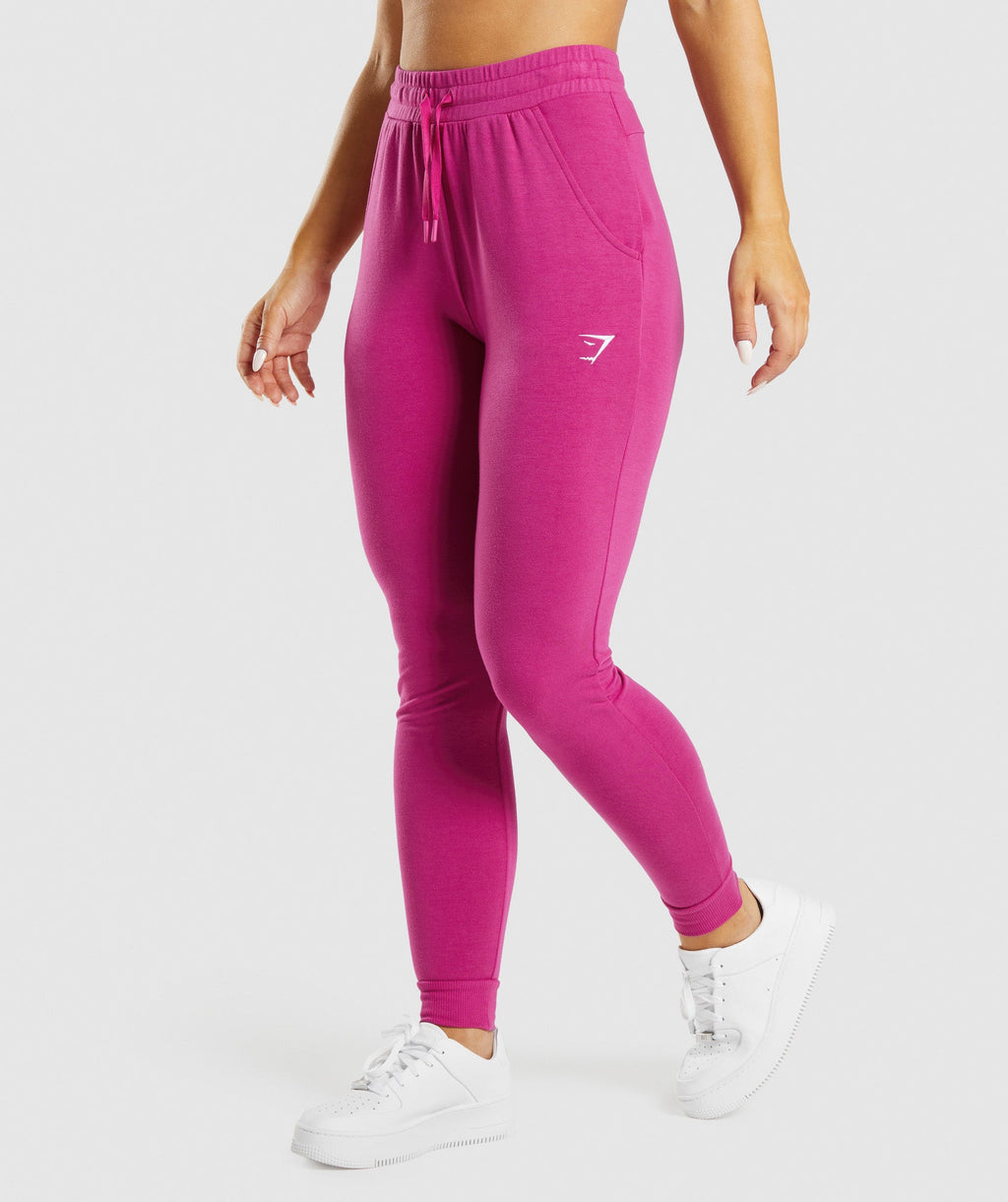 gymshark-training-pippa-joggers-dragon-pink-ss22
