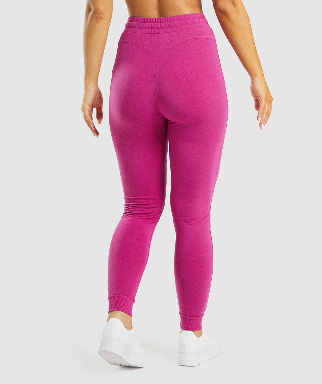 gymshark-training-pippa-joggers-dragon-pink-ss22