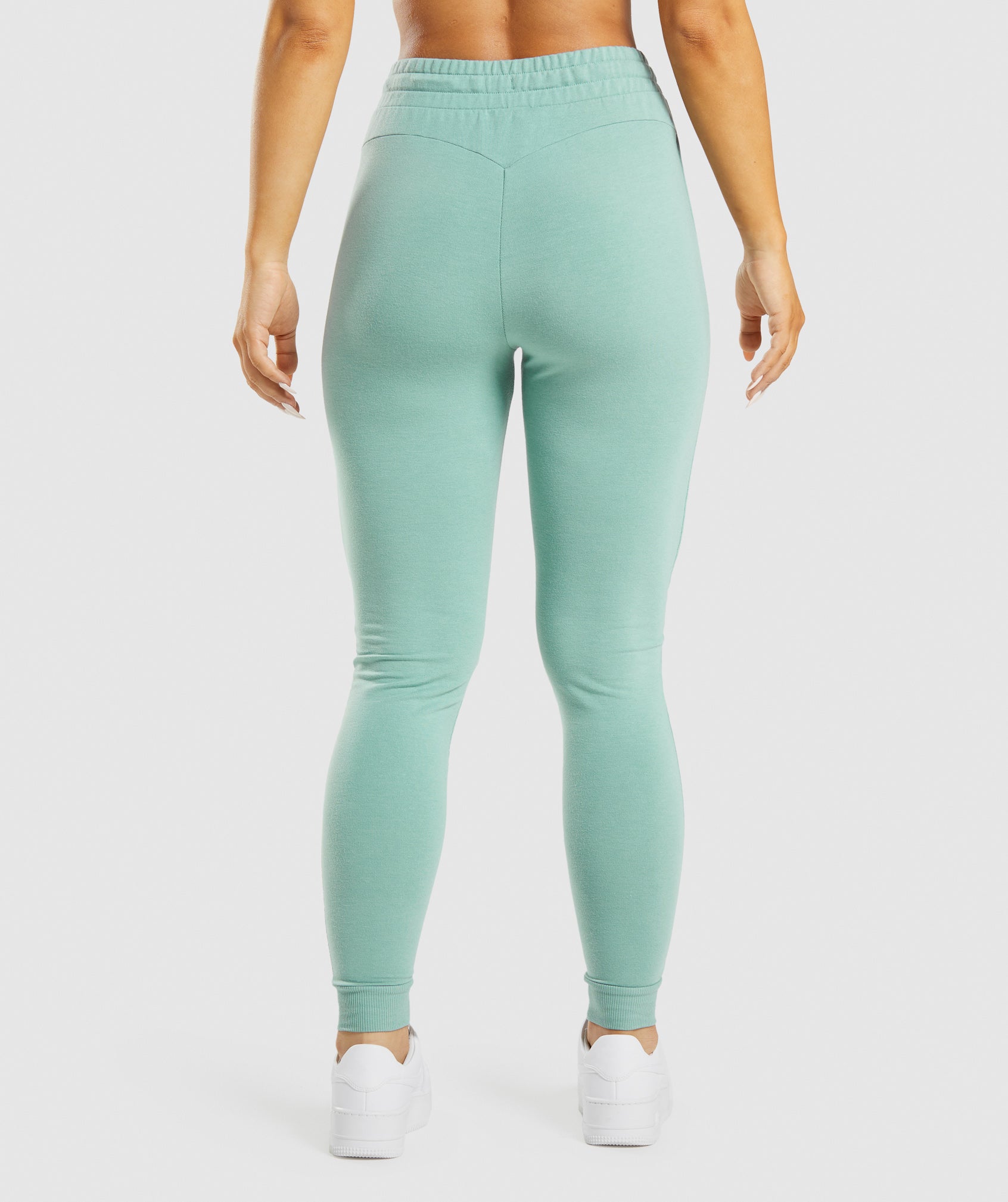 gymshark-training-pippa-joggers-maya-blue-ss22