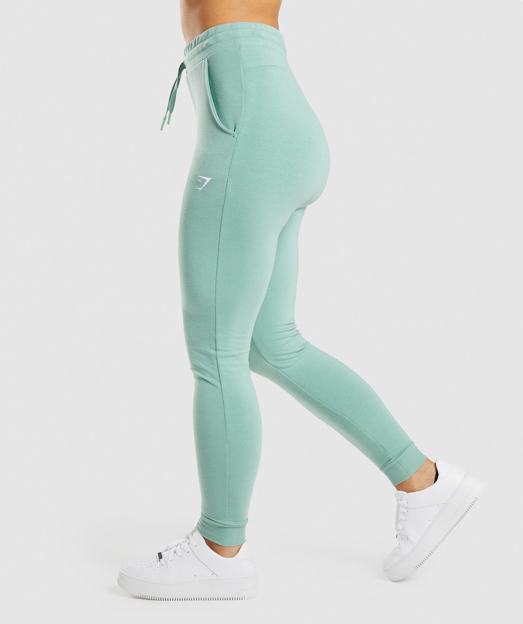 gymshark-training-pippa-joggers-maya-blue-ss22