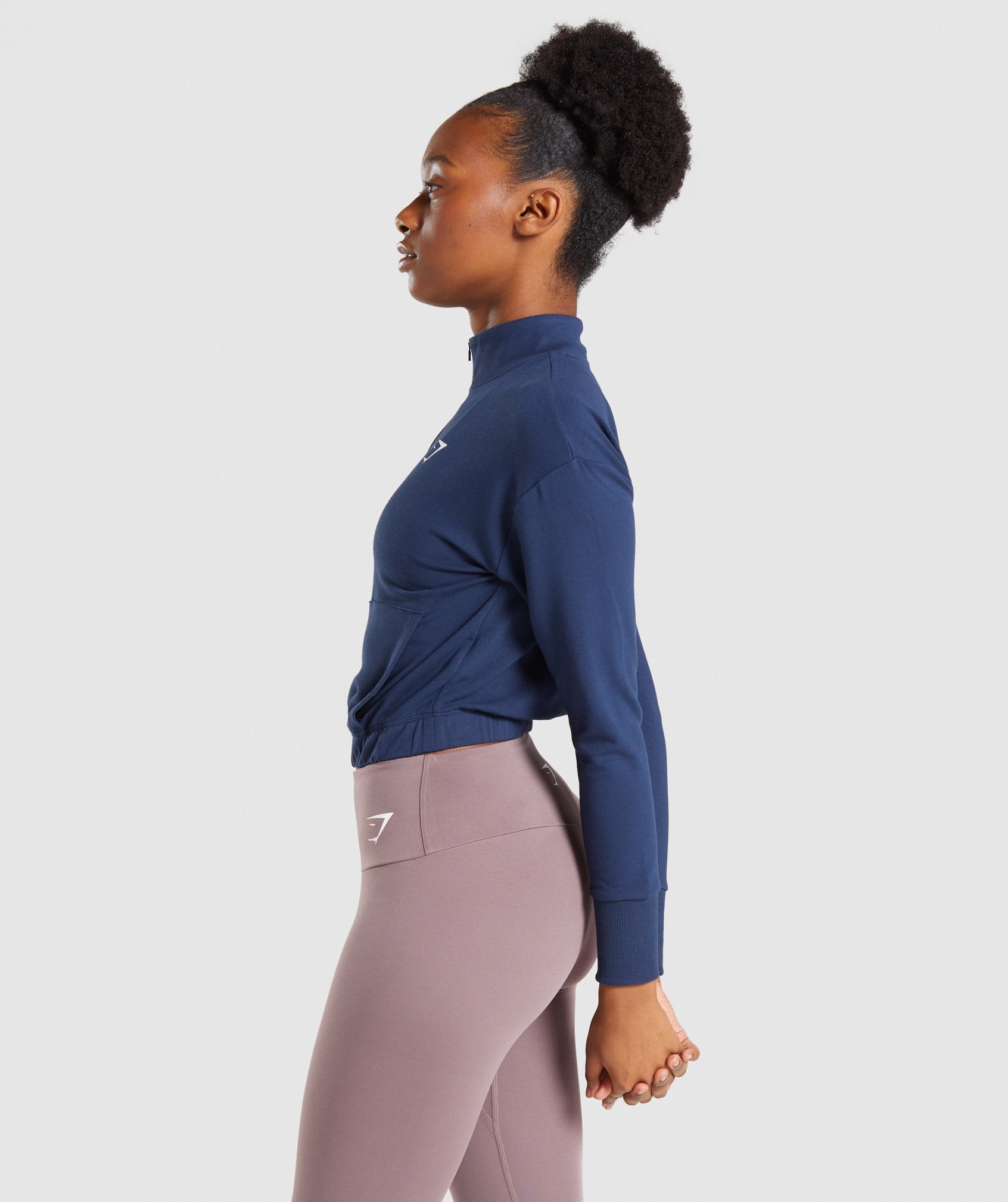 gymshark-pippa-training-pullover-navy