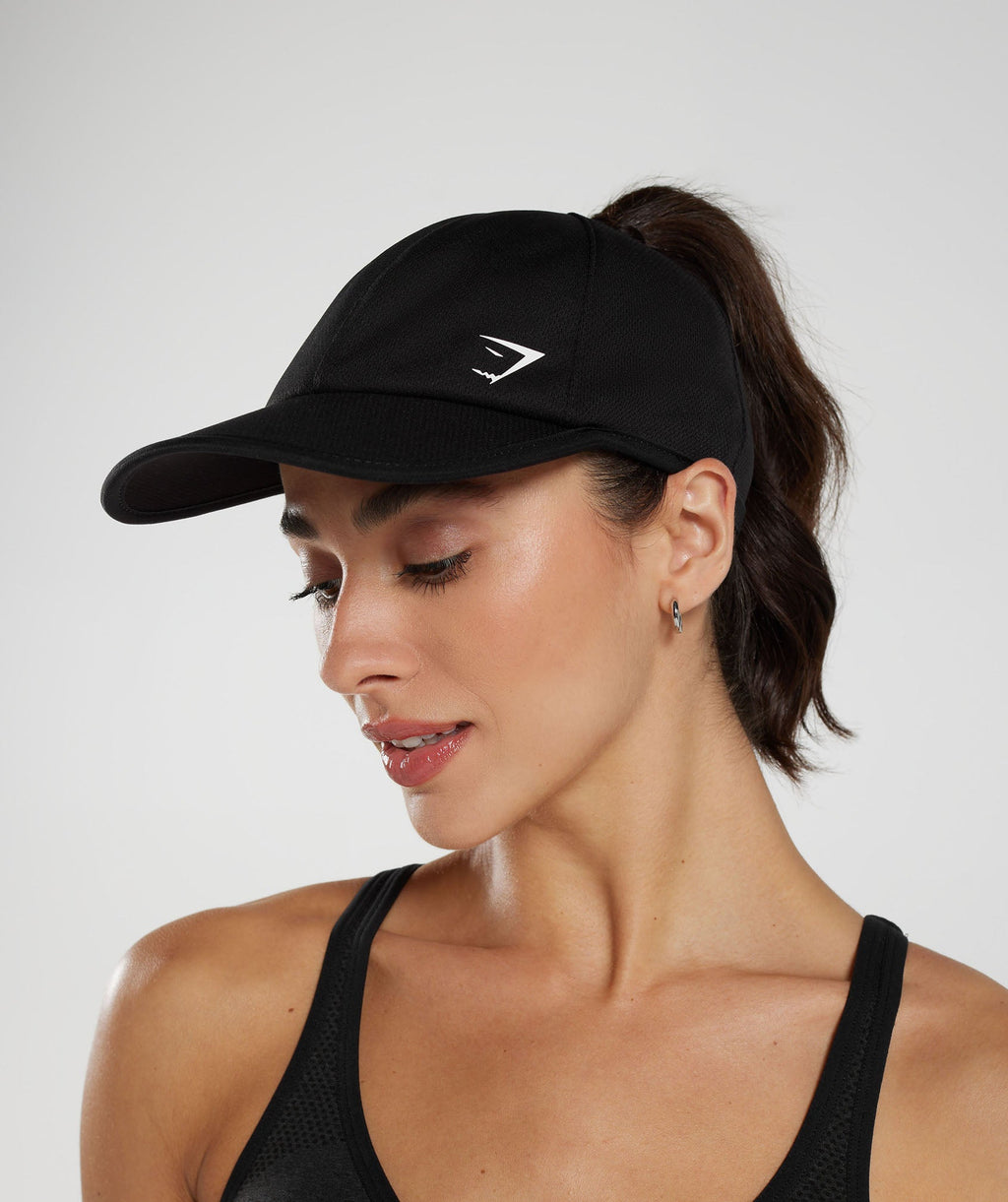 gymshark-ponytail-cap-black-aw22