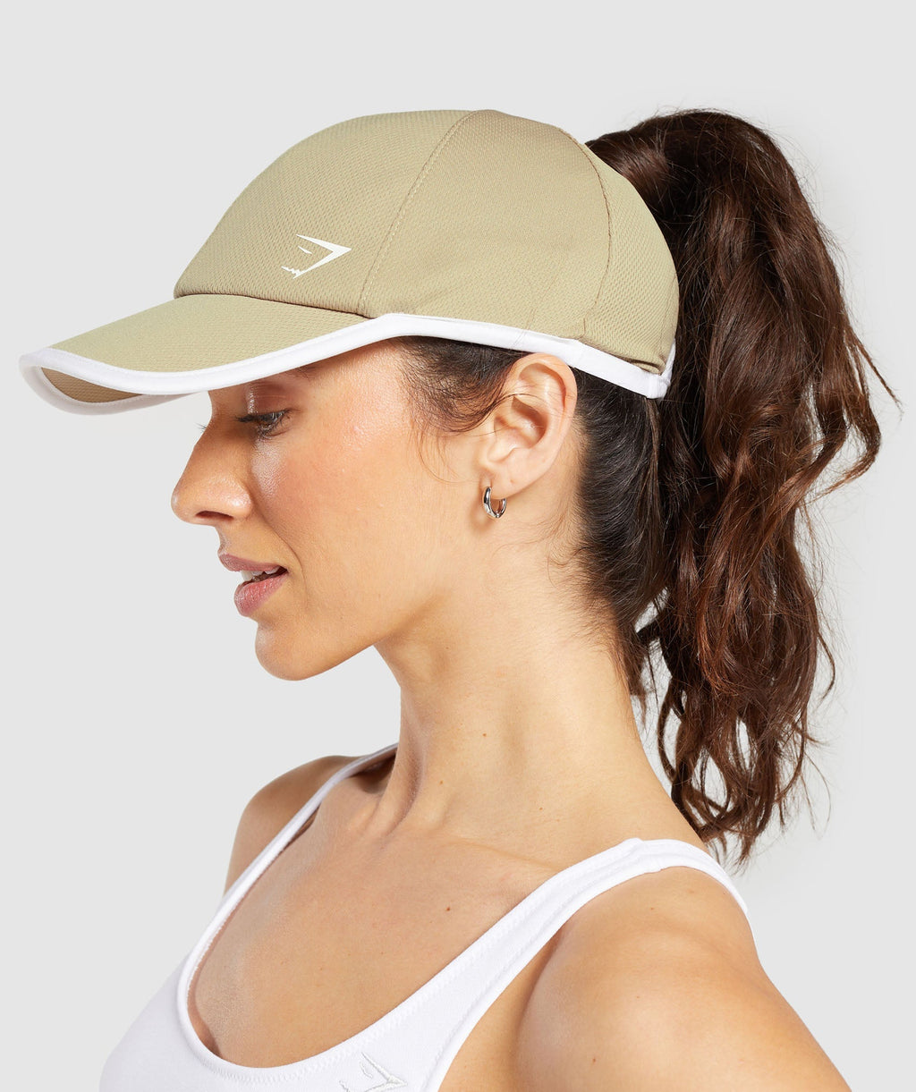 gymshark-ponytail-cap-dune-brown-ss24