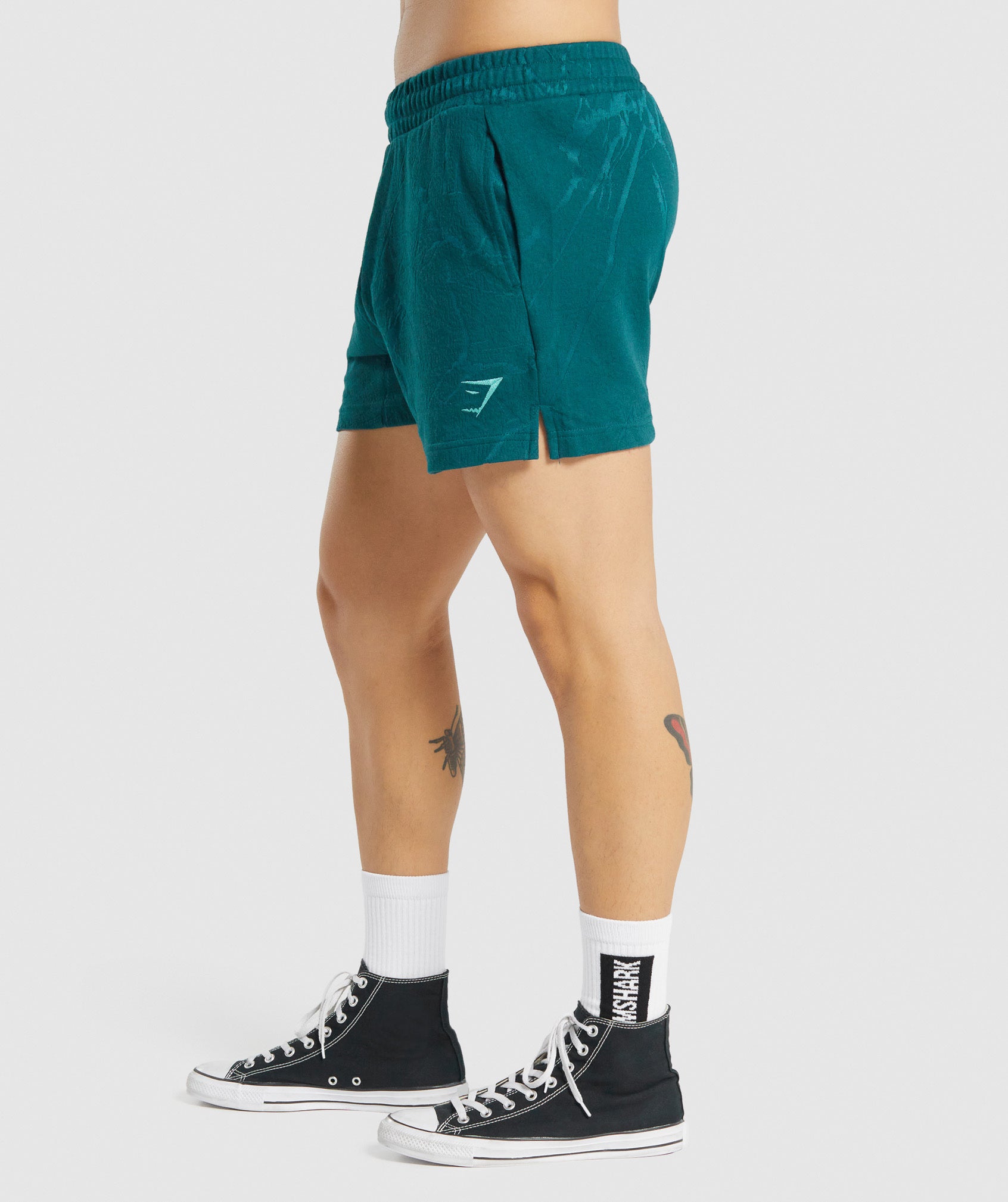 gymshark-power-5-shorts-teal-print-aw21