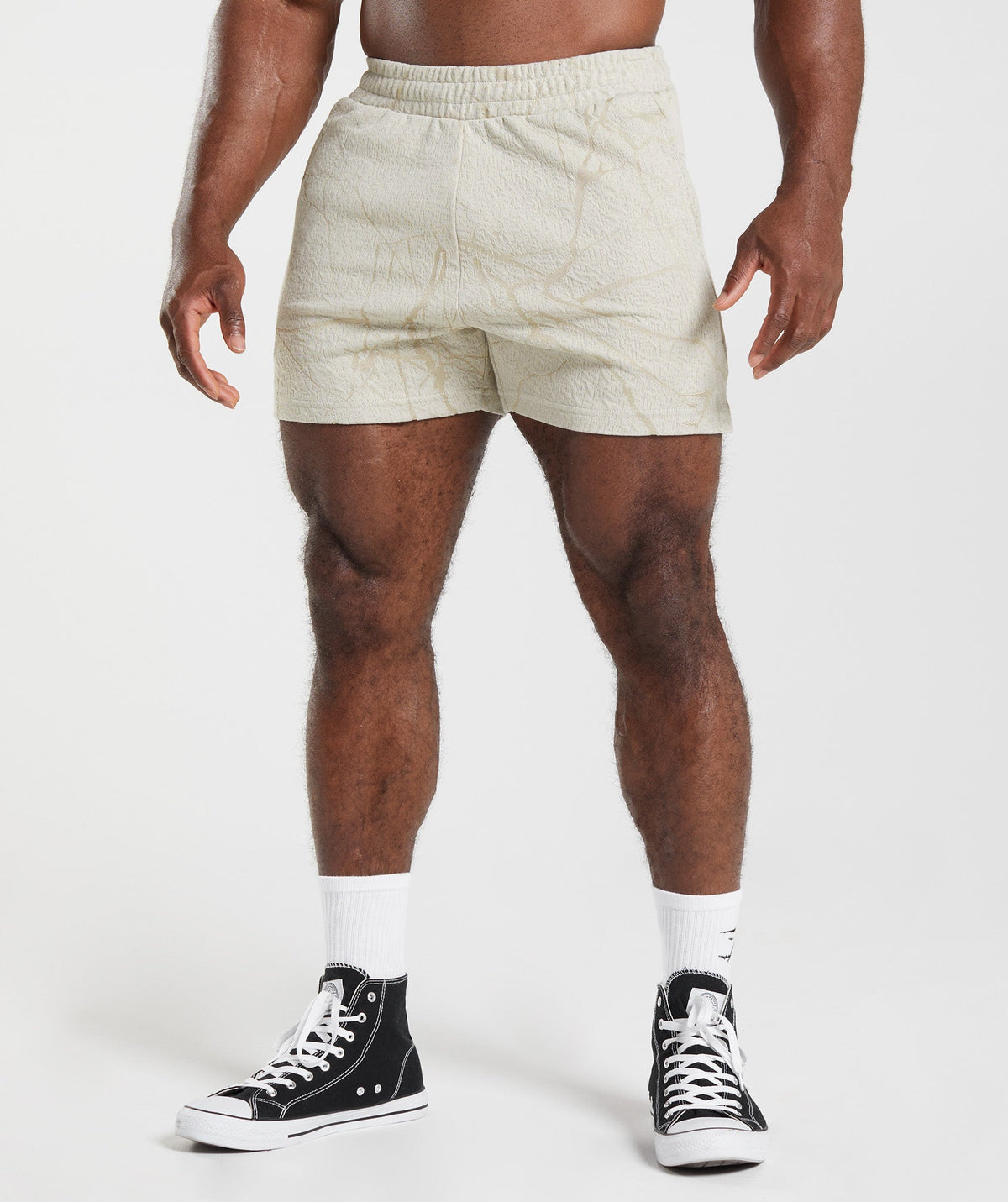 gymshark-power-5-short-pebble-grey-print-ss22