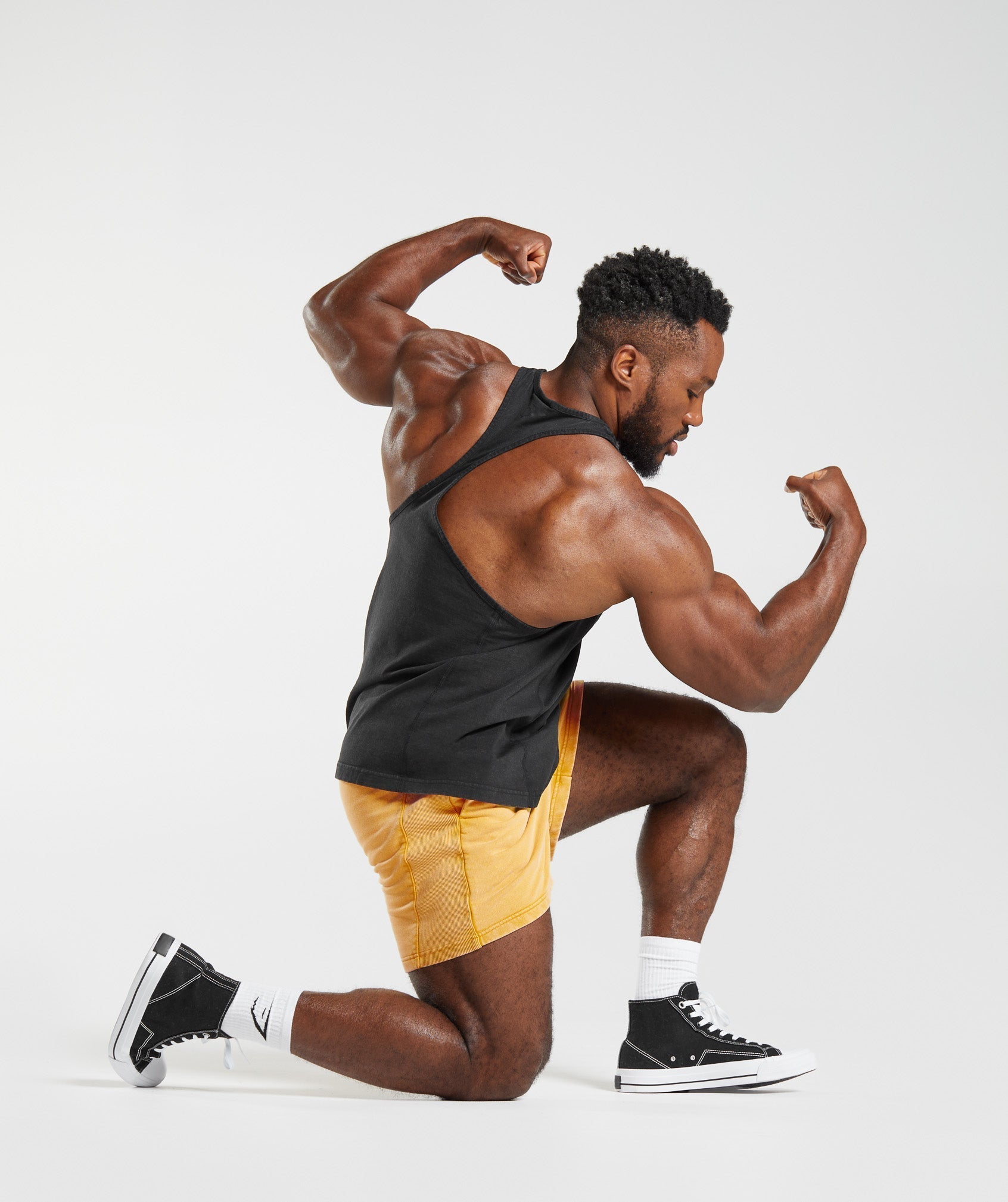 gymshark-power-washed-5-shorts-sunny-yellow-ss23