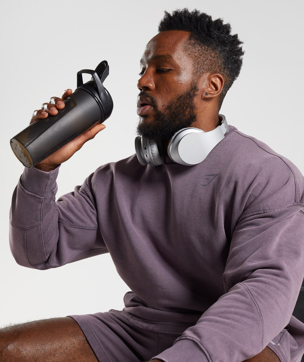 gymshark-power-washed-crew-musk-lilac-aw22
