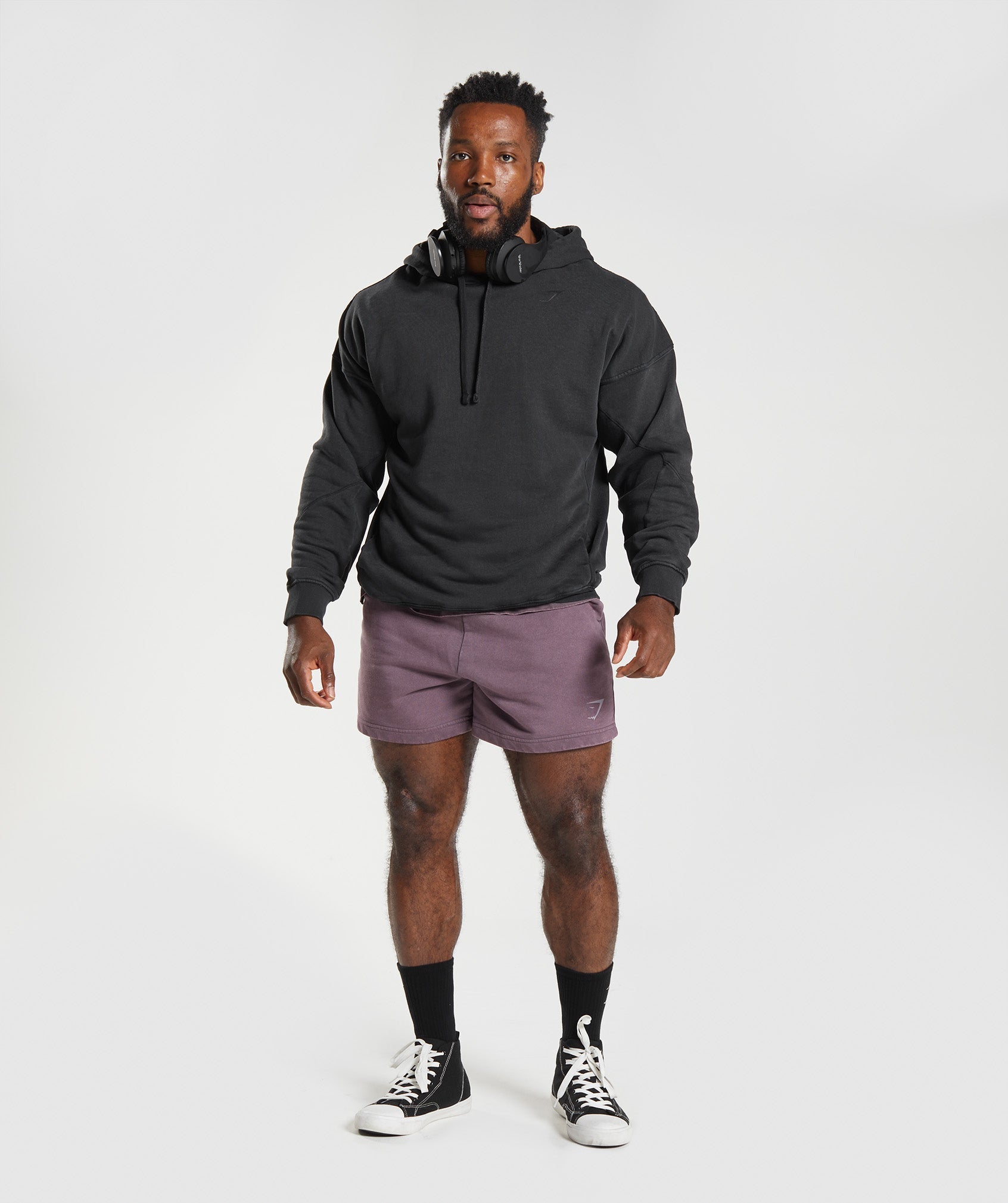 gymshark-power-washed-hoodie-black-aw22