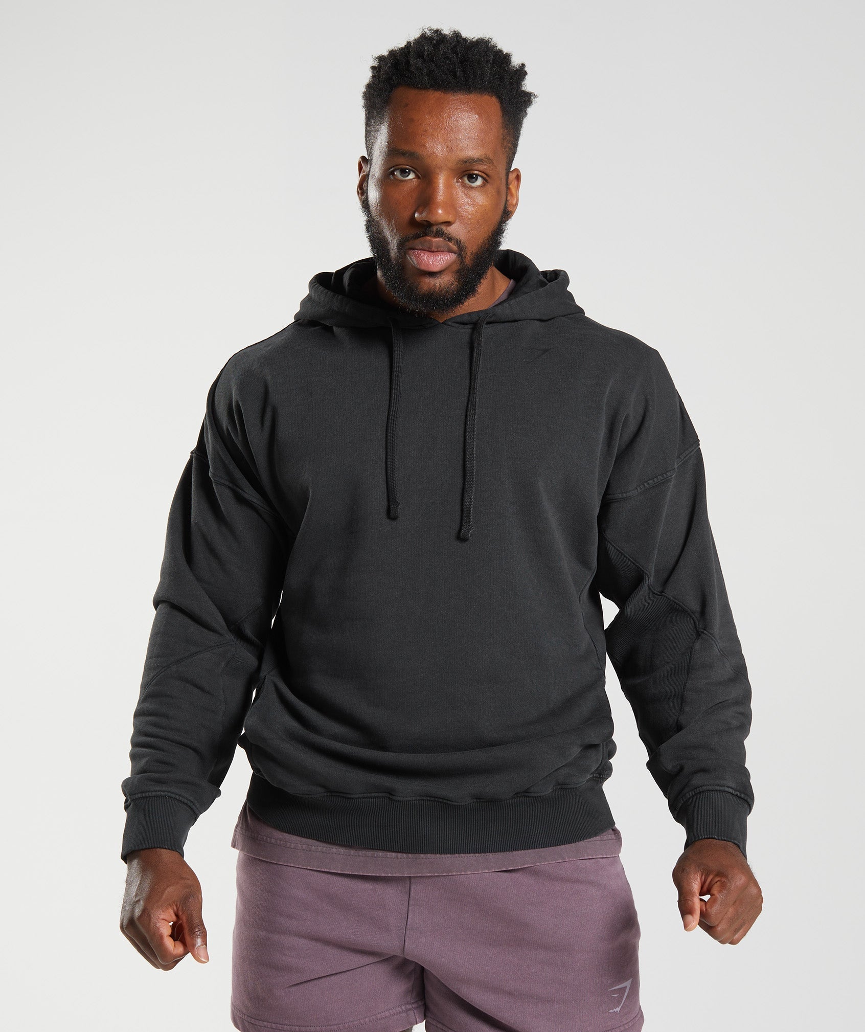 gymshark-power-washed-hoodie-black-aw22