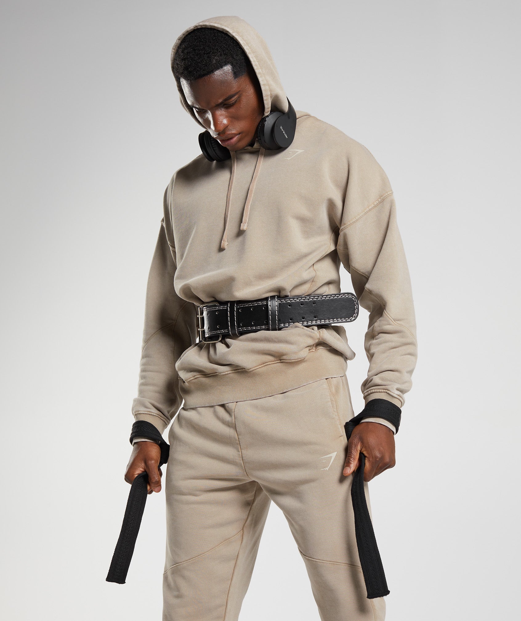 gymshark-power-washed-hoodie-cement-brown-aw22