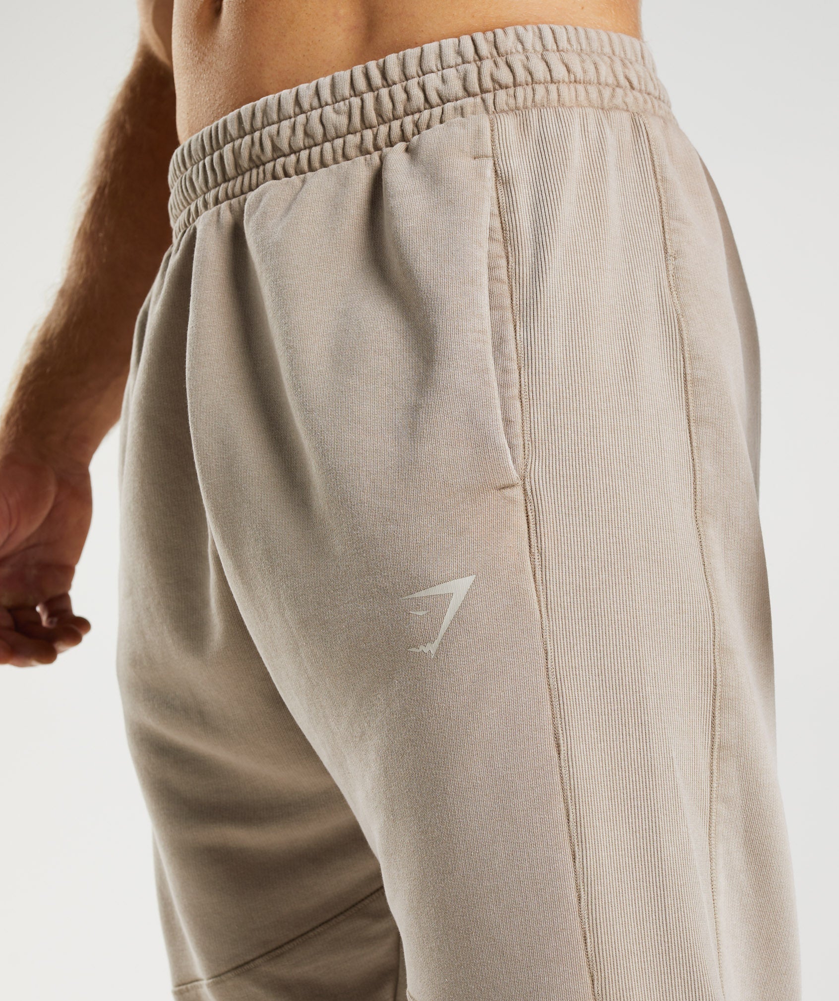 gymshark-power-washed-joggers-cement-brown-aw22