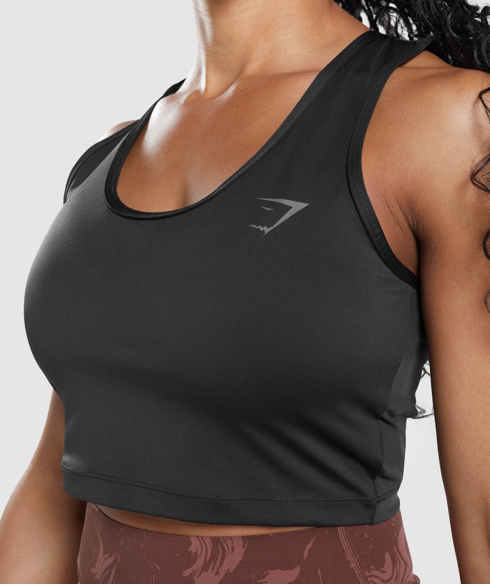 gs-power-open-back-cropped-tank-black-ss22