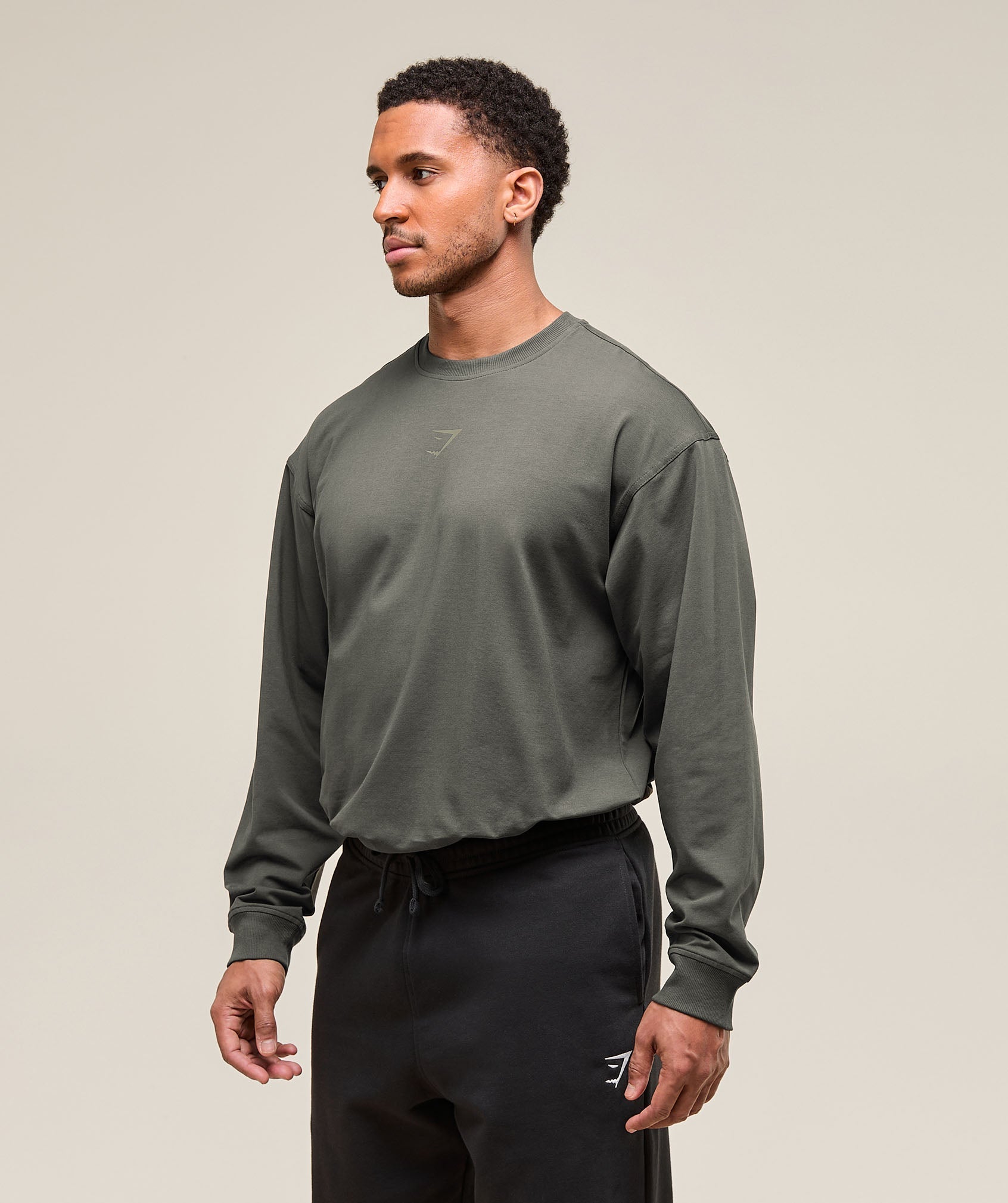 gymshark-power-long-sleeve-t-shirt-strength-green-ss25