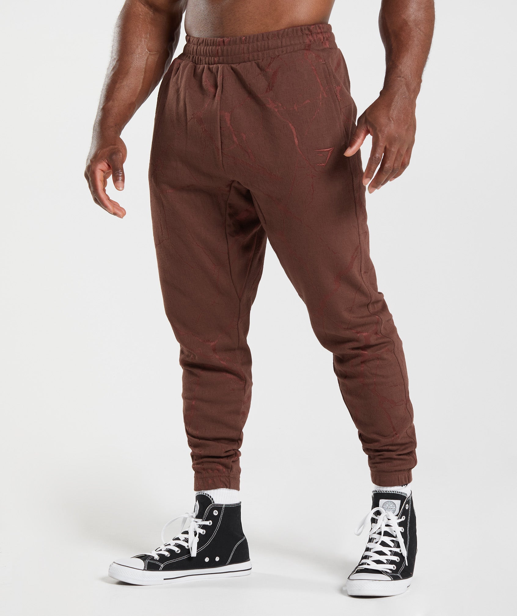 gymshark-power-joggers-cherry-brown-print-ss22