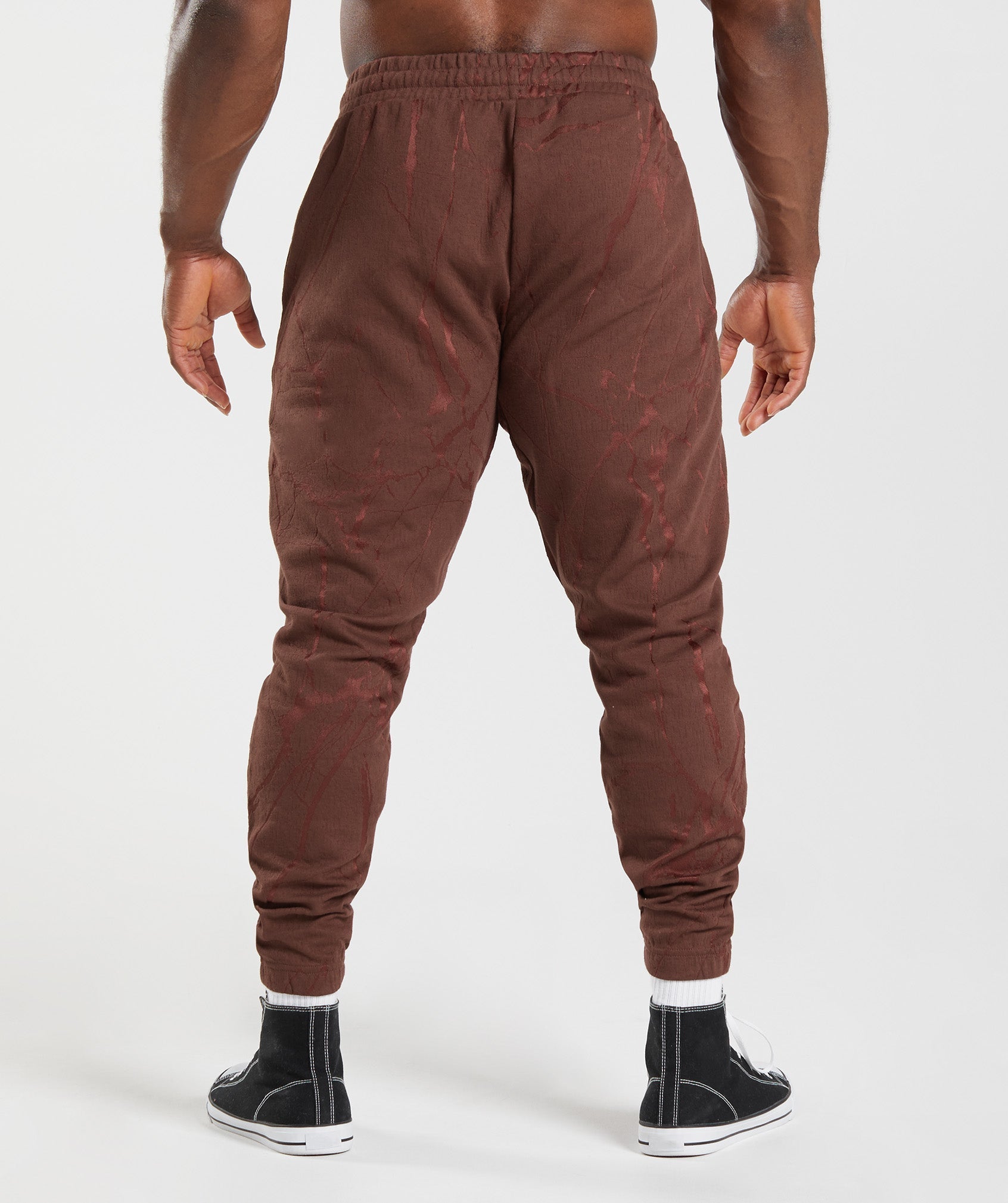 gymshark-power-joggers-cherry-brown-print-ss22