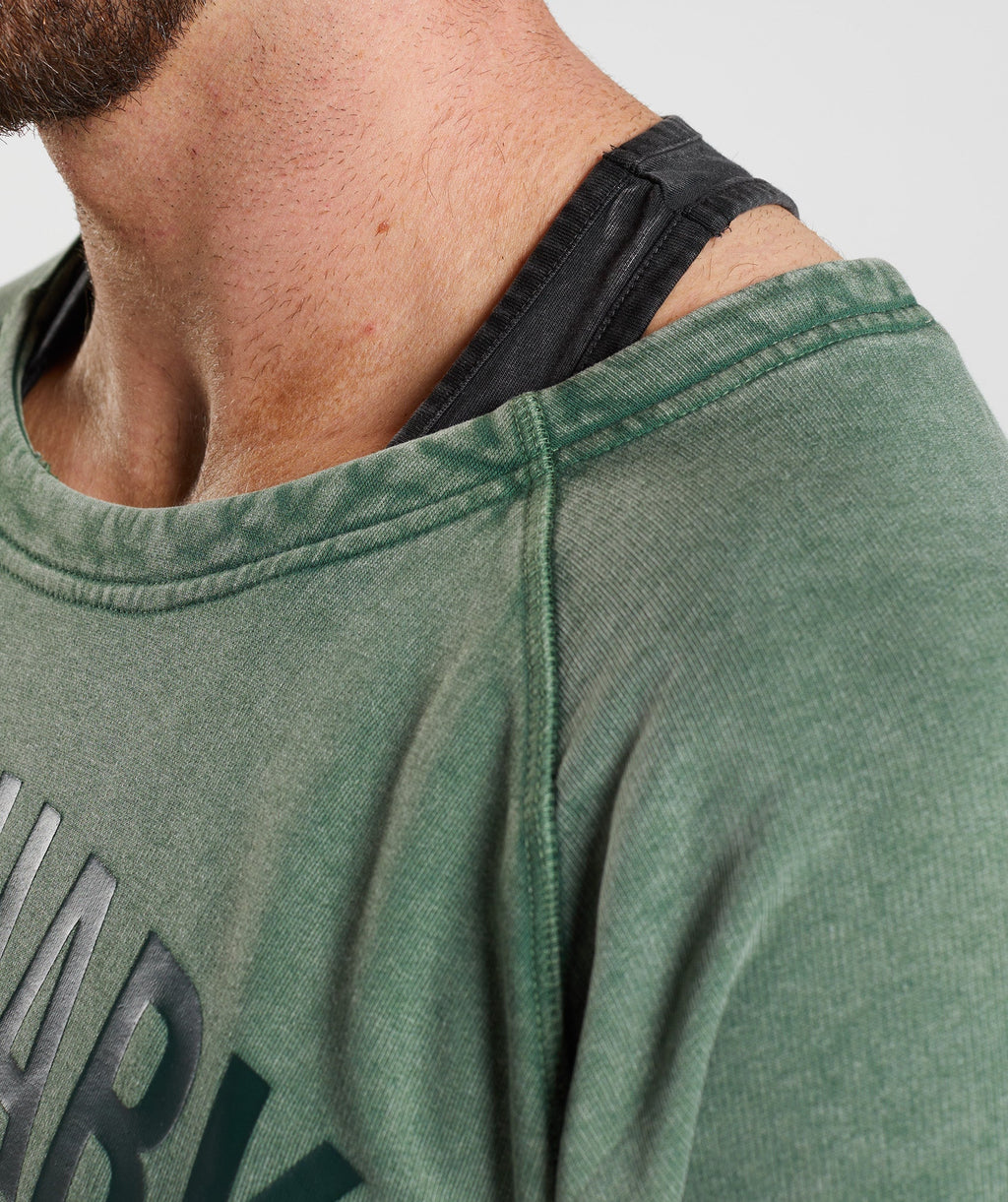 gymshark-power-washed-rag-top-iguana-green-aw22