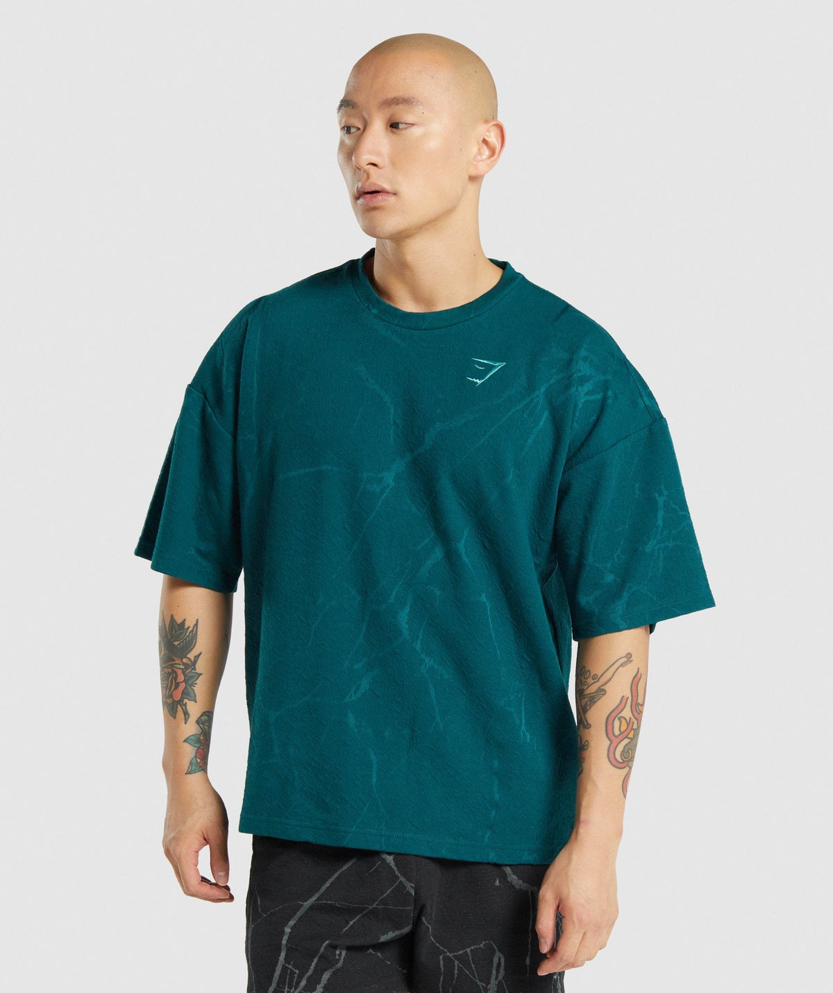 gymshark-power-short-sleeve-crew-teal-print-aw21
