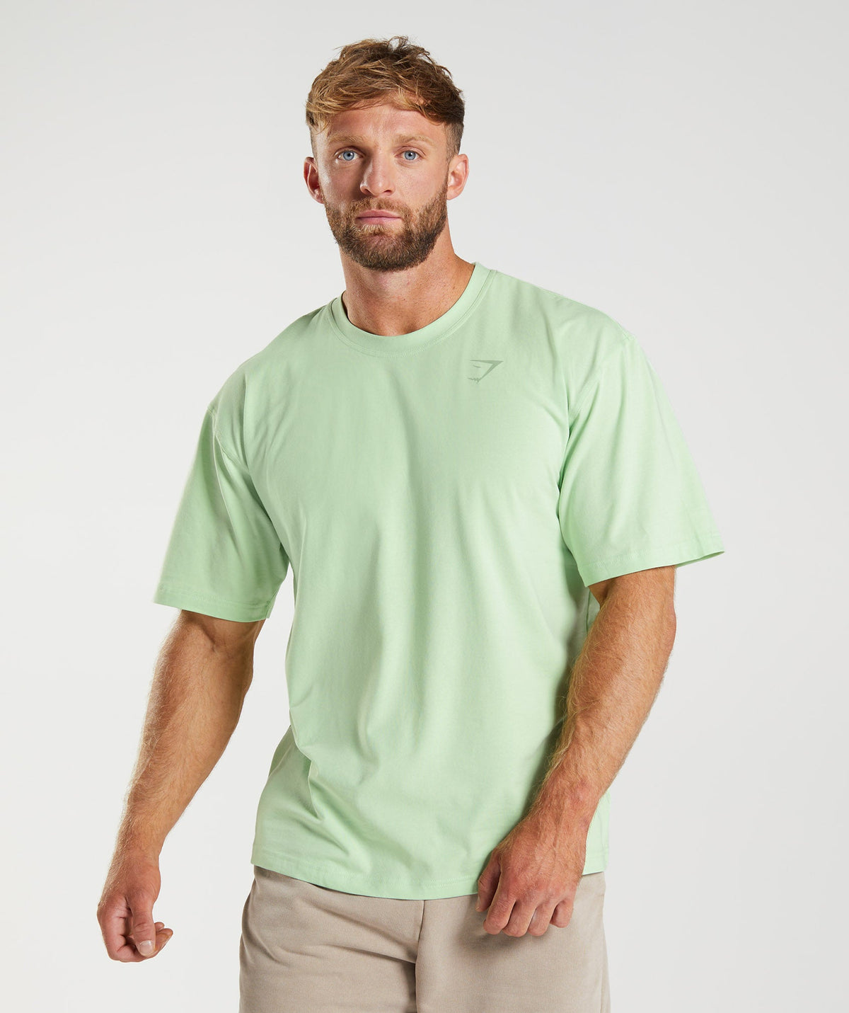 gymshark-power-t-shirt-aloe-green-aw22