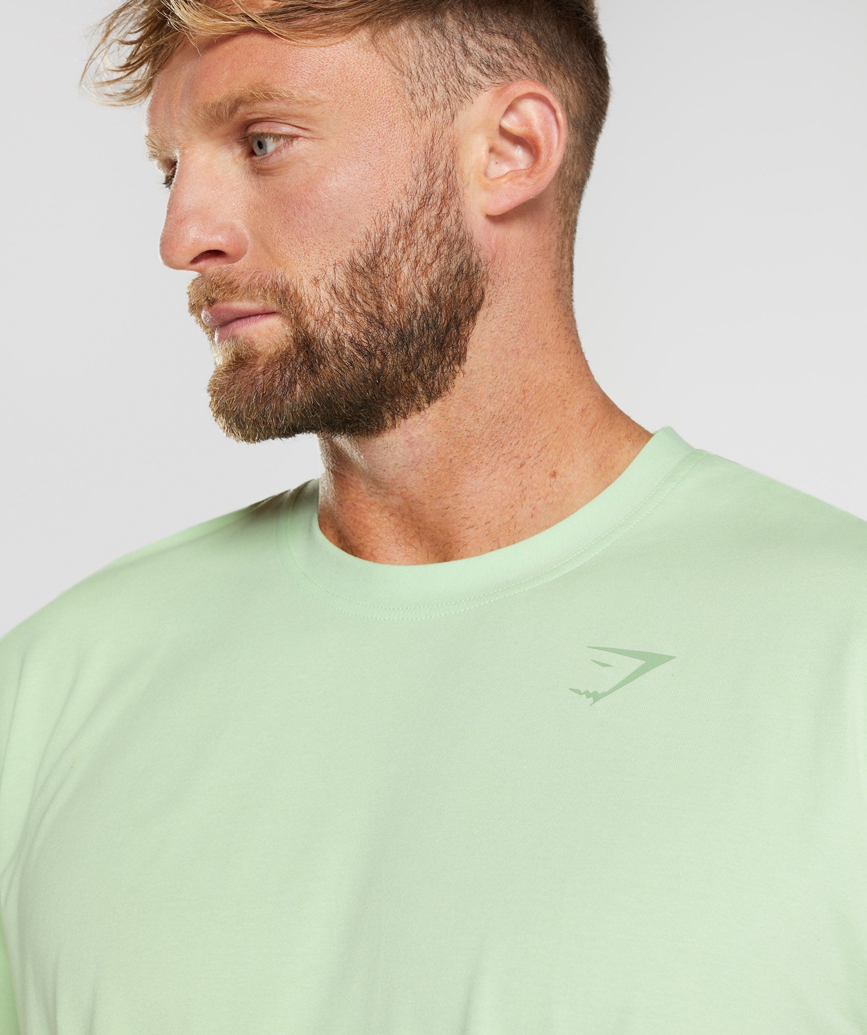 gymshark-power-t-shirt-aloe-green-aw22