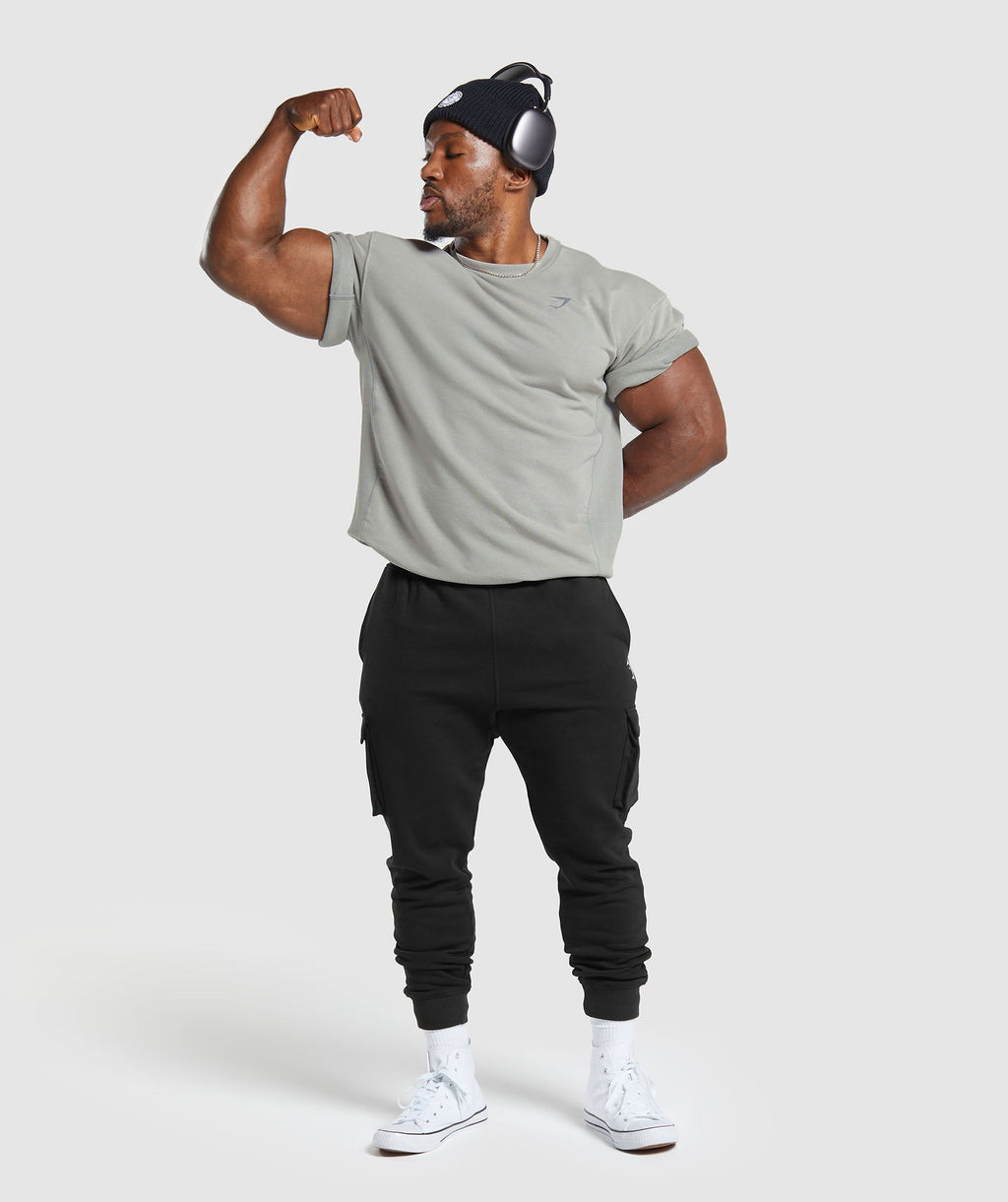 gymshark-power-washed-short-sleeve-crew-smokey-grey-ss24