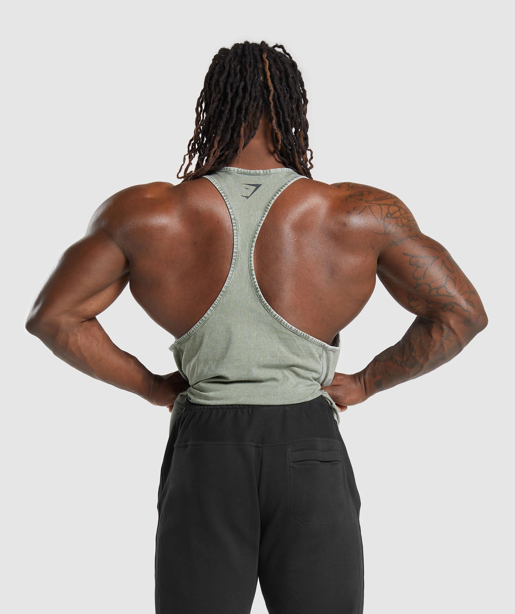 gymshark-power-washed-stringer-dusk-green-ss24
