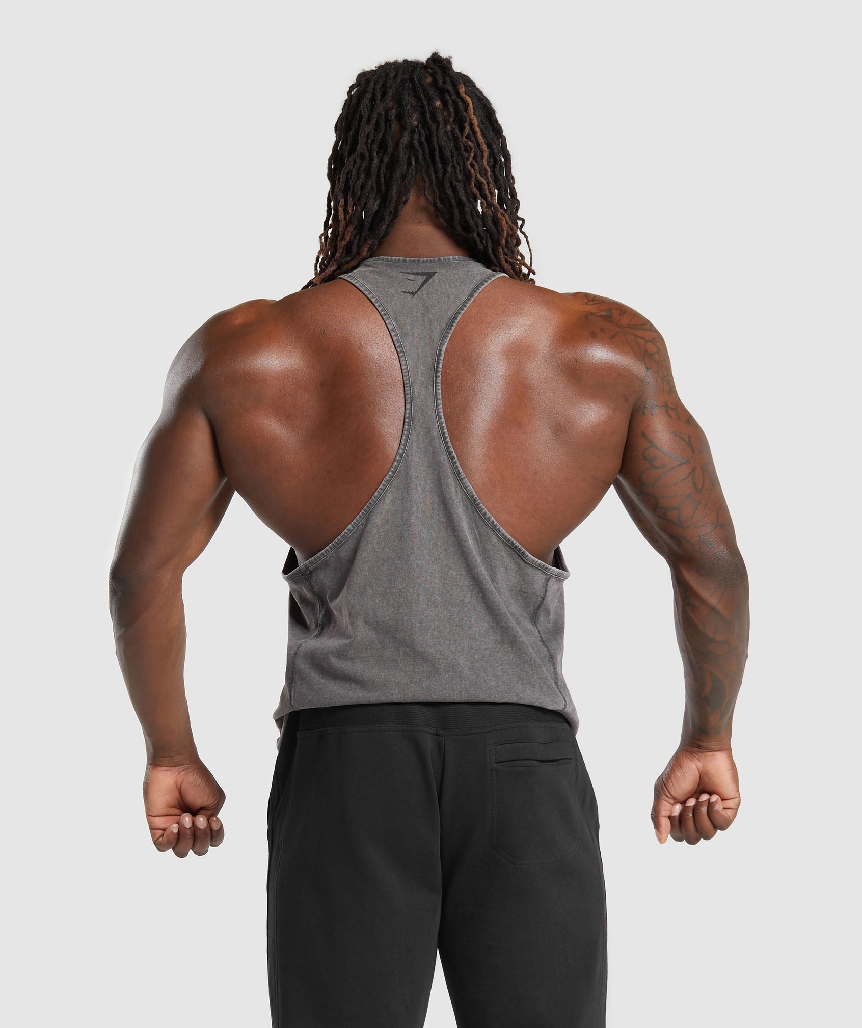 gymshark-power-washed-stringer-onyx-grey-ss24