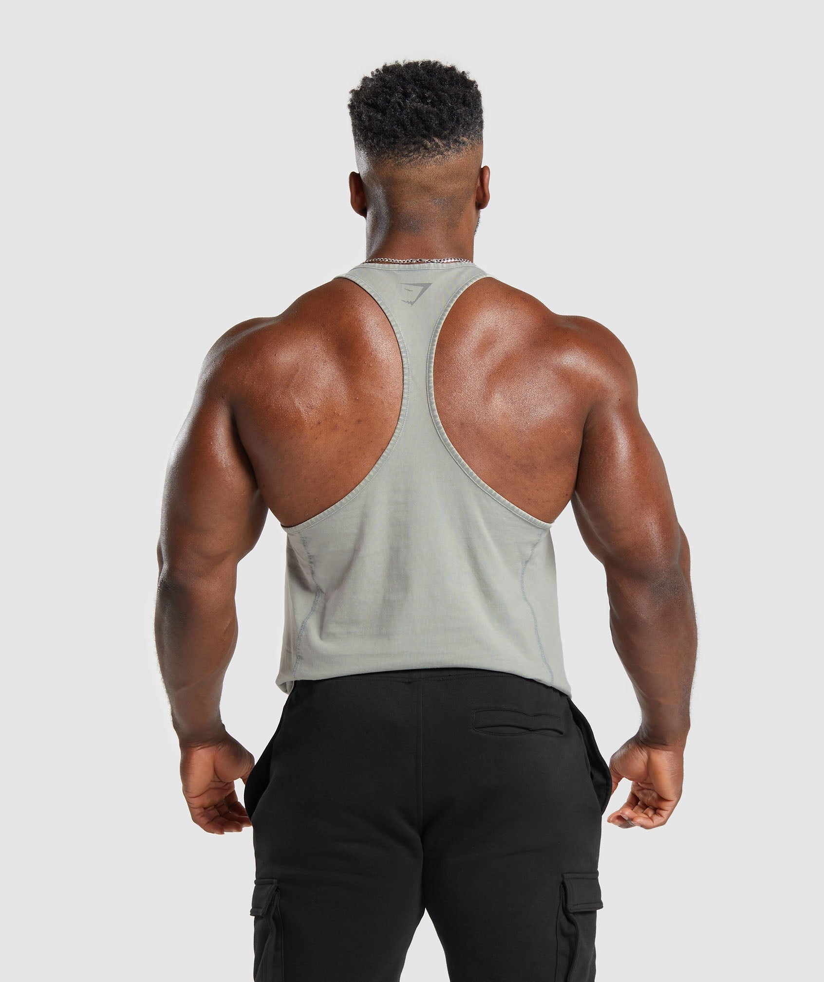 gymshark-power-washed-stringer-smokey-grey-ss24