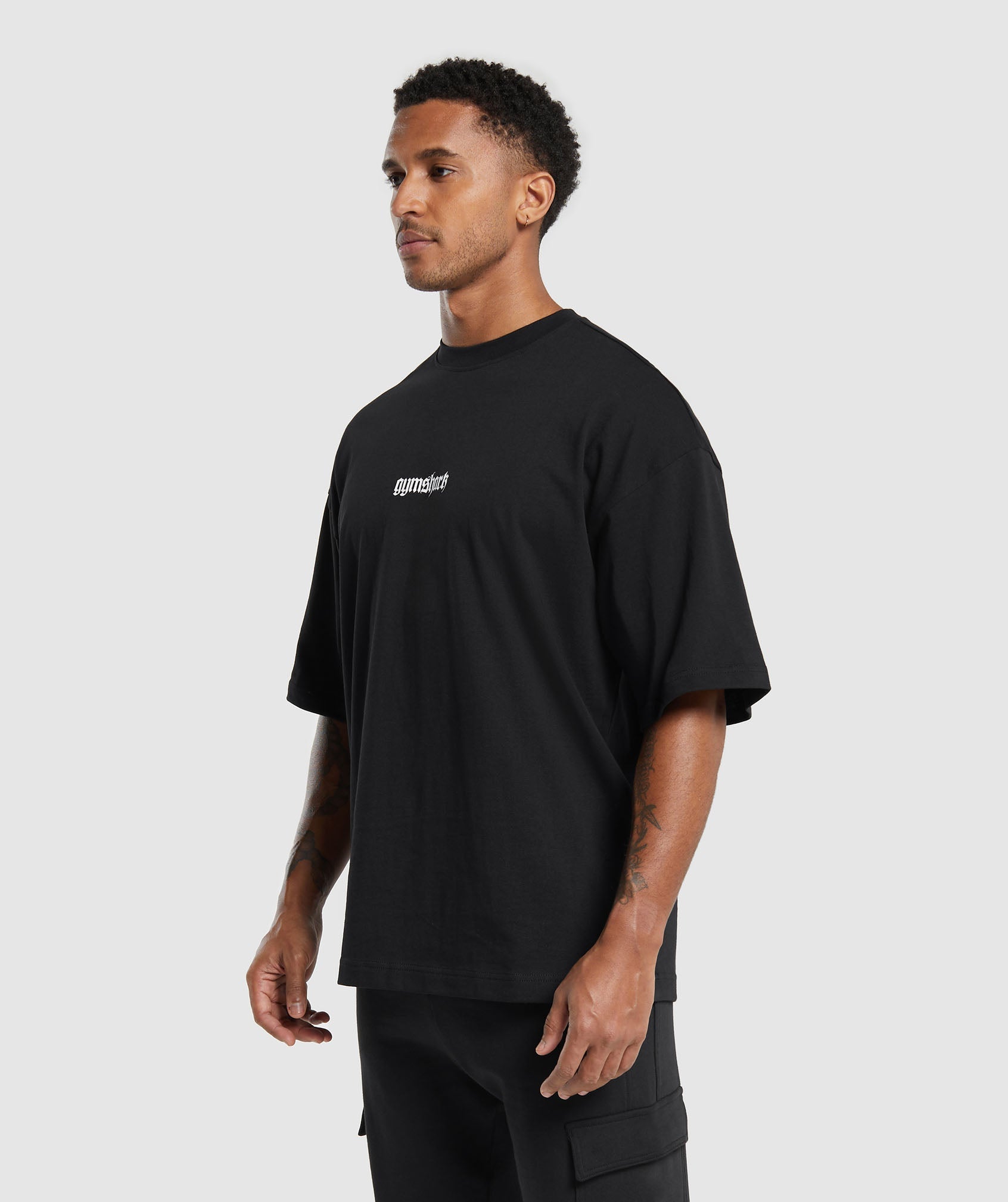 gymshark-prayer-hands-t-shirt-black-aw23