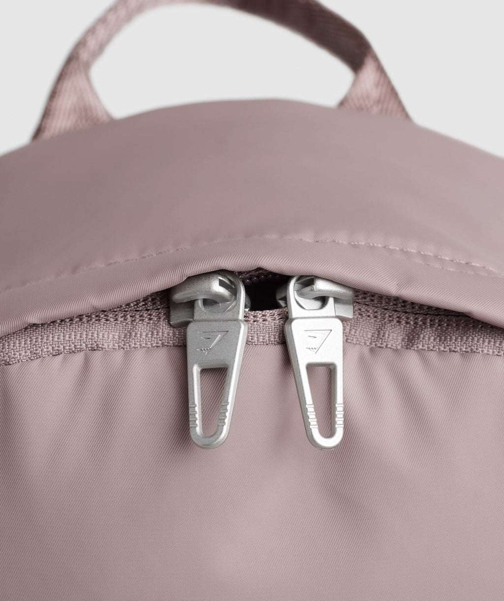 gymshark-premium-lifestyle-backpack-washed-mauve-aw23