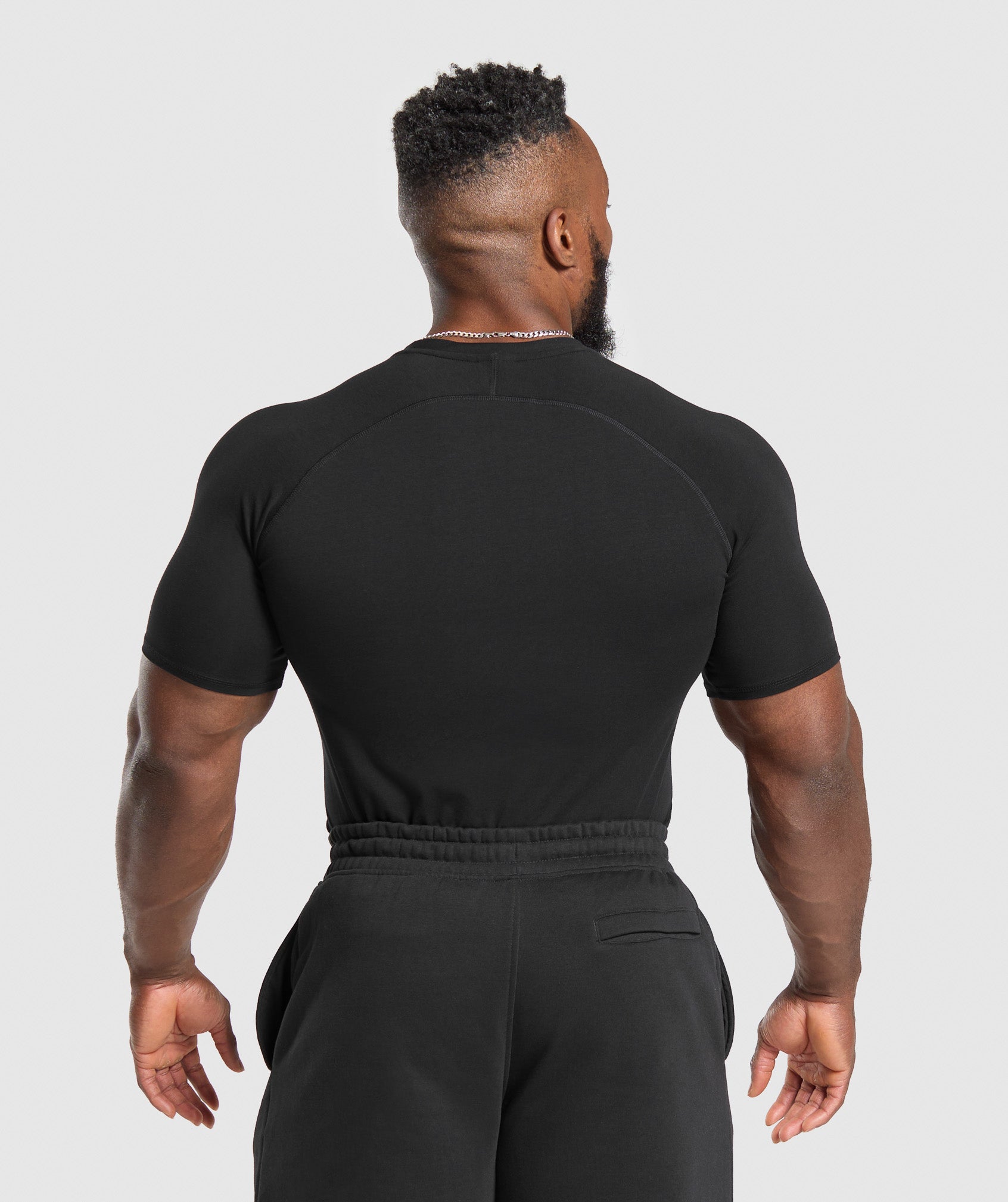 gymshark-prime-t-shirt-black-vivid-red-ss25