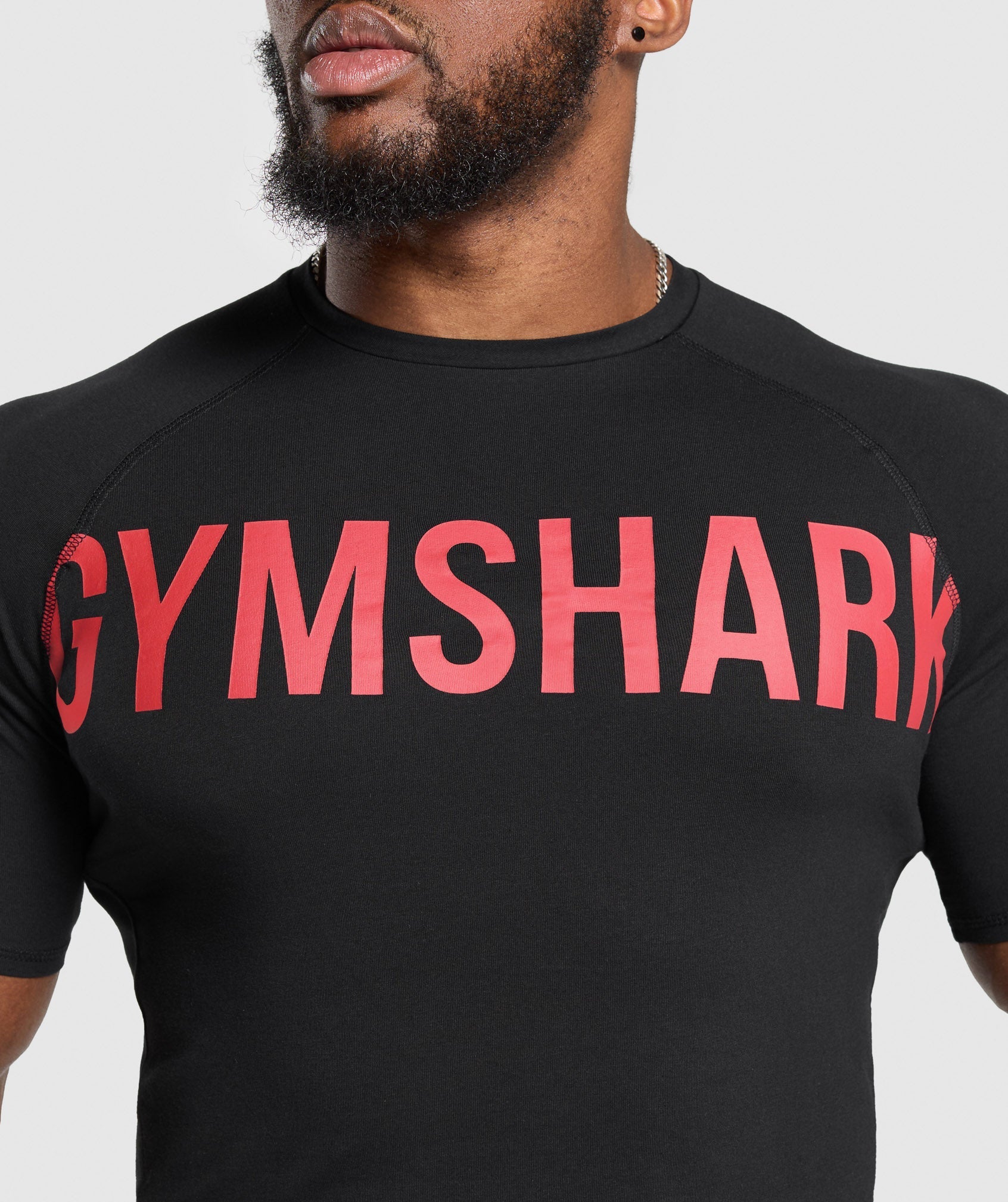 gymshark-prime-t-shirt-black-vivid-red-ss25