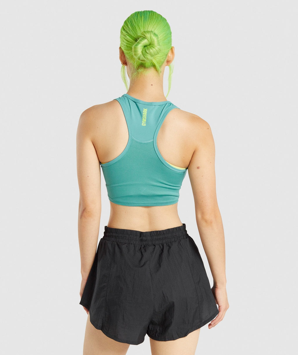 gymshark-pulse-crop-tank-teal-aw21