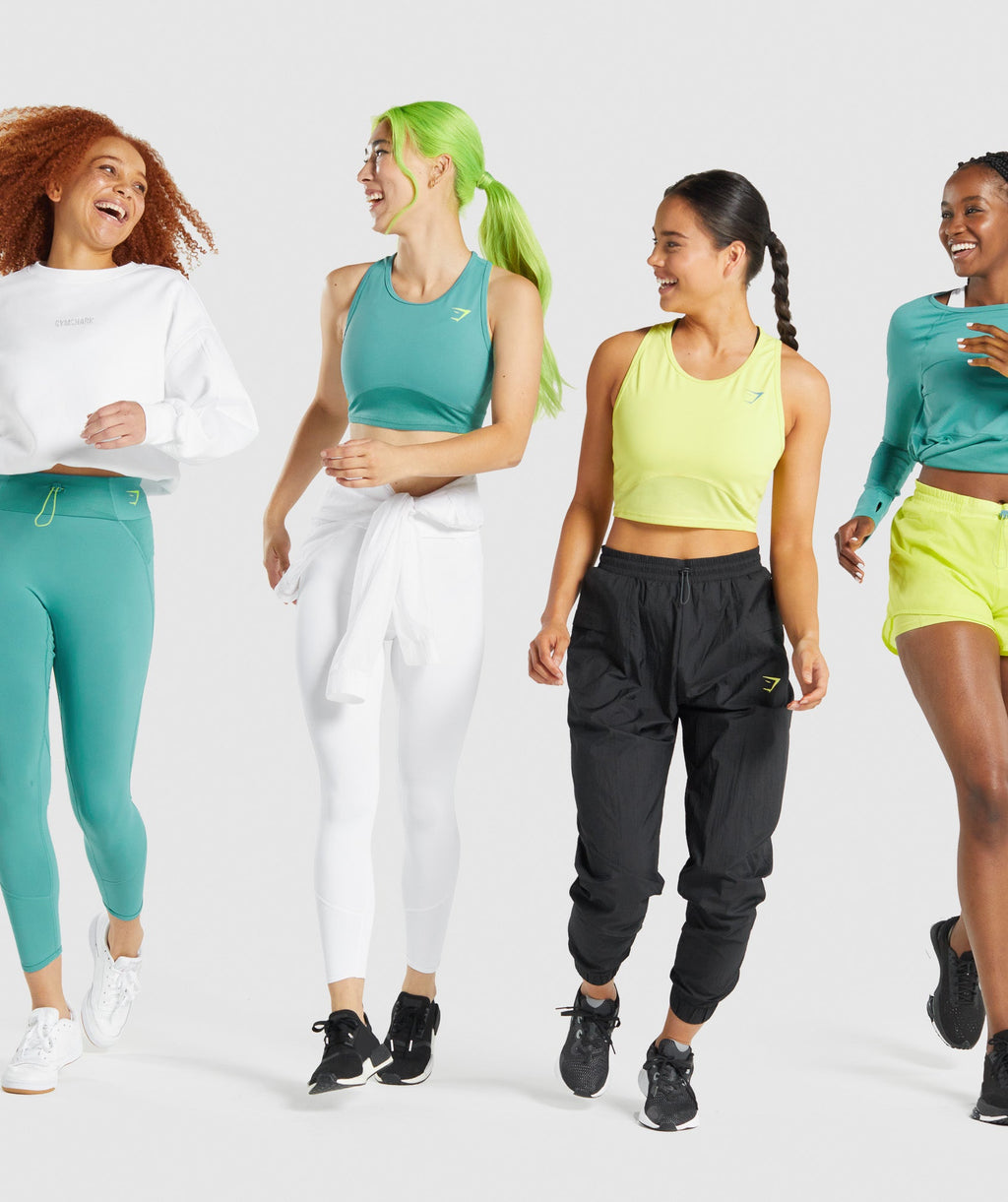 gymshark-pulse-crop-tank-teal-aw21