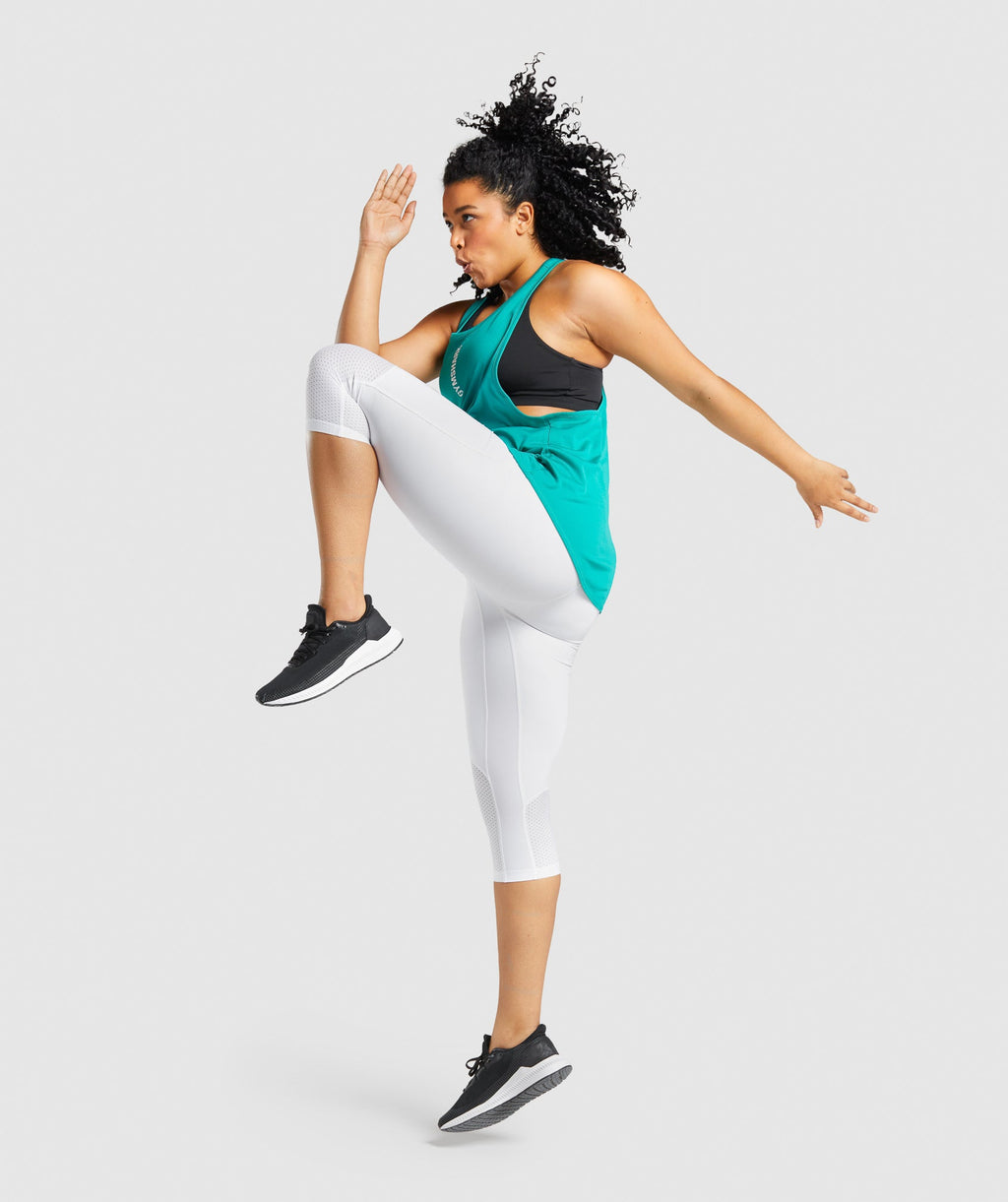 gymshark-pulse-drop-arm-tank-juniper-green